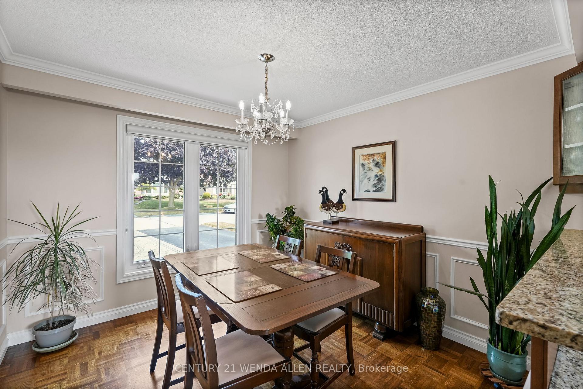 Photo 15 of 63 Harland Crescent, Ajax, South East — HOMEH