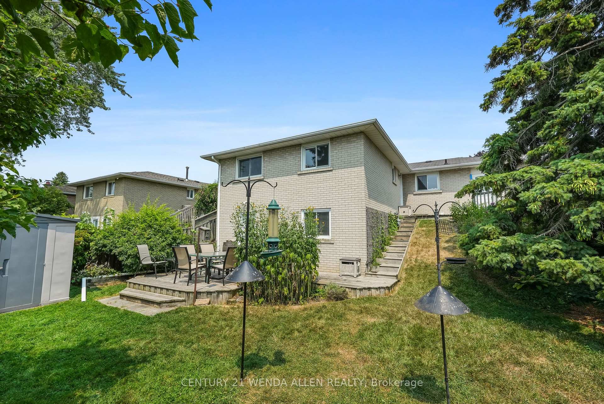 Photo 23 of 63 Harland Crescent, Ajax, South East — HOMEH