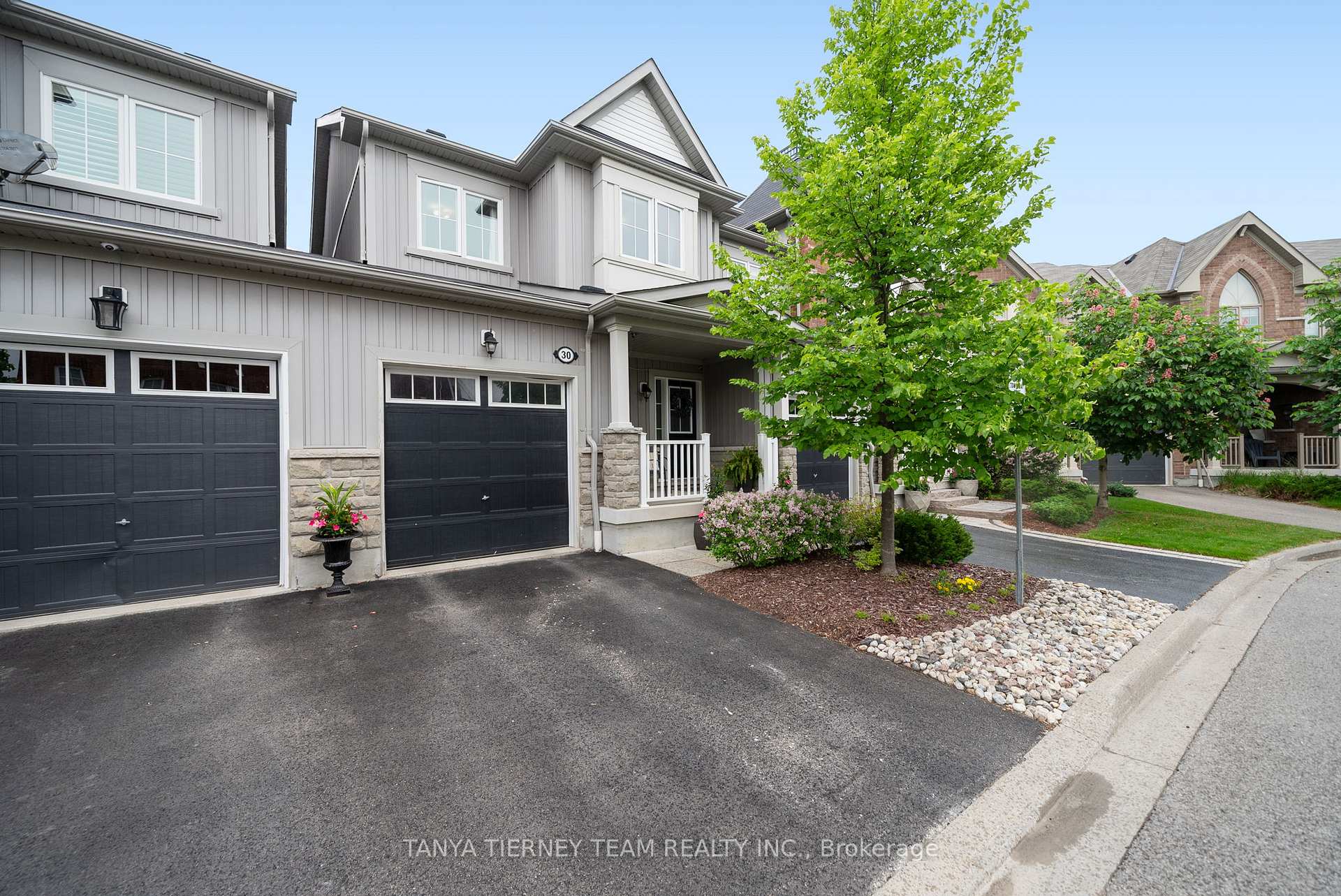 Photo 41 of 30 Lambdon Way, Whitby, Brooklin — HOMEH