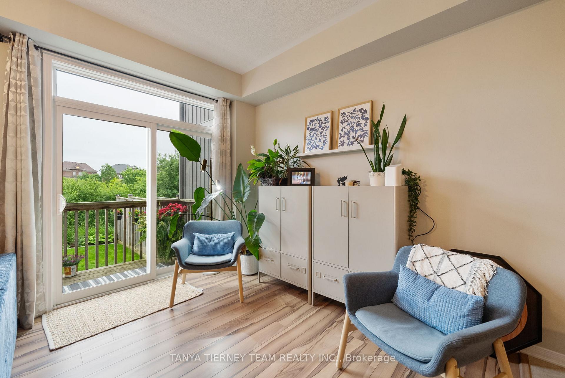 Photo 33 of 30 Lambdon Way, Whitby, Brooklin — HOMEH