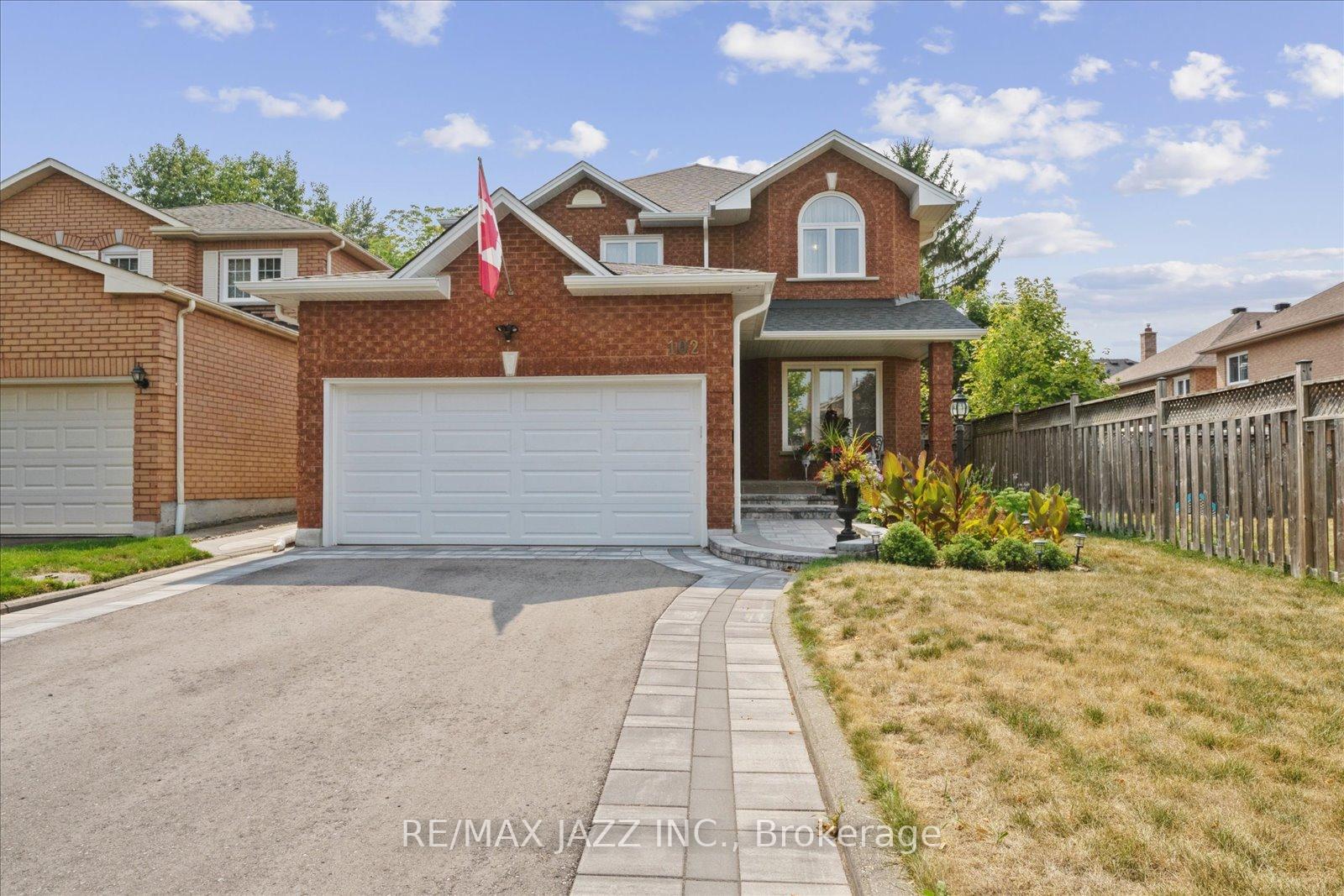 Photo 1 of 102 Harkness Drive, Whitby, Rolling Acres — HOMEH