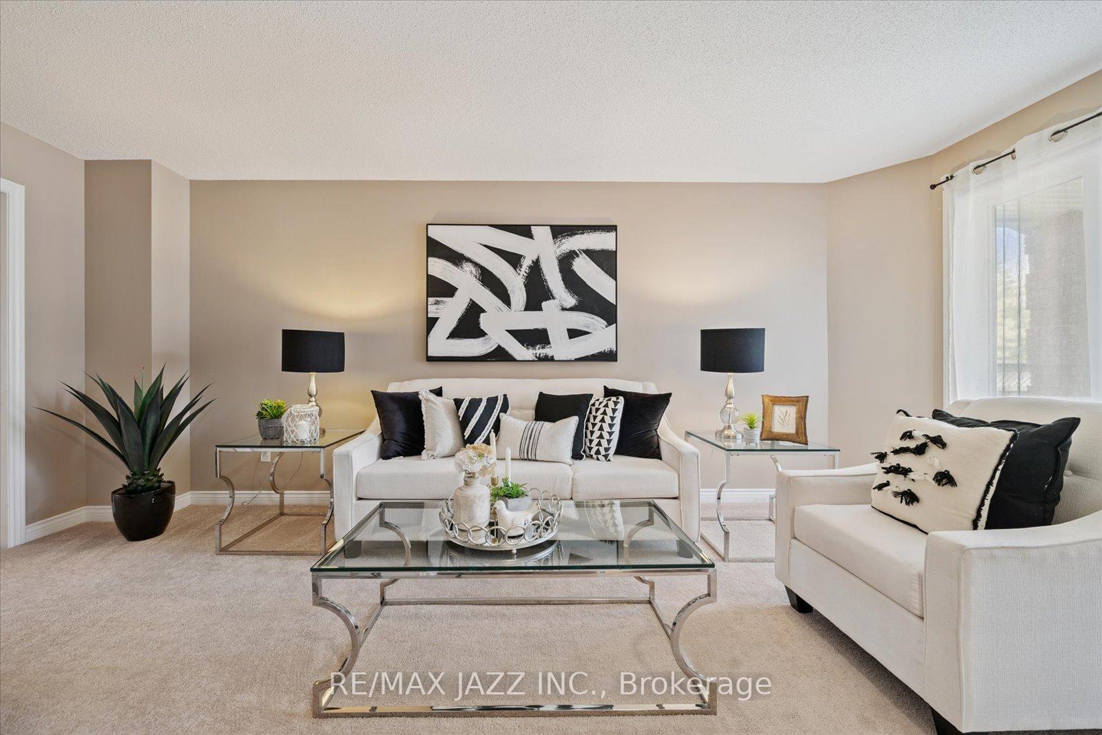 Photo 13 of 102 Harkness Drive, Whitby, Rolling Acres — HOMEH