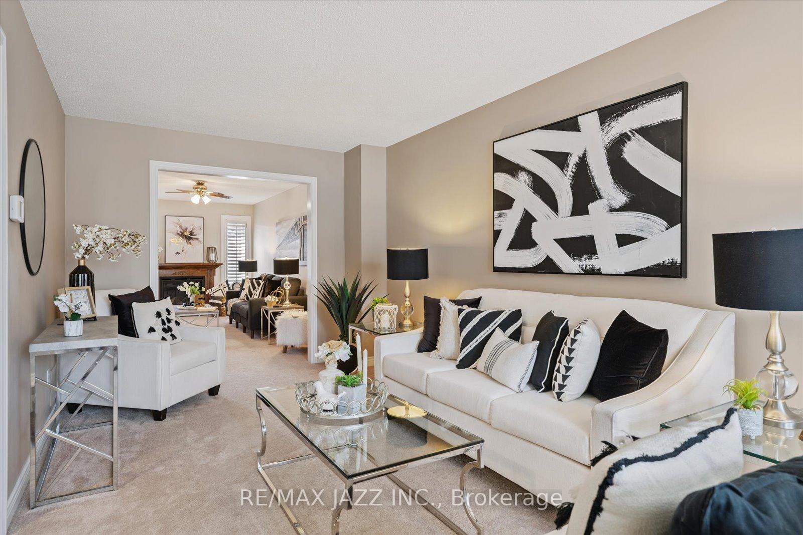 Photo 23 of 102 Harkness Drive, Whitby, Rolling Acres — HOMEH