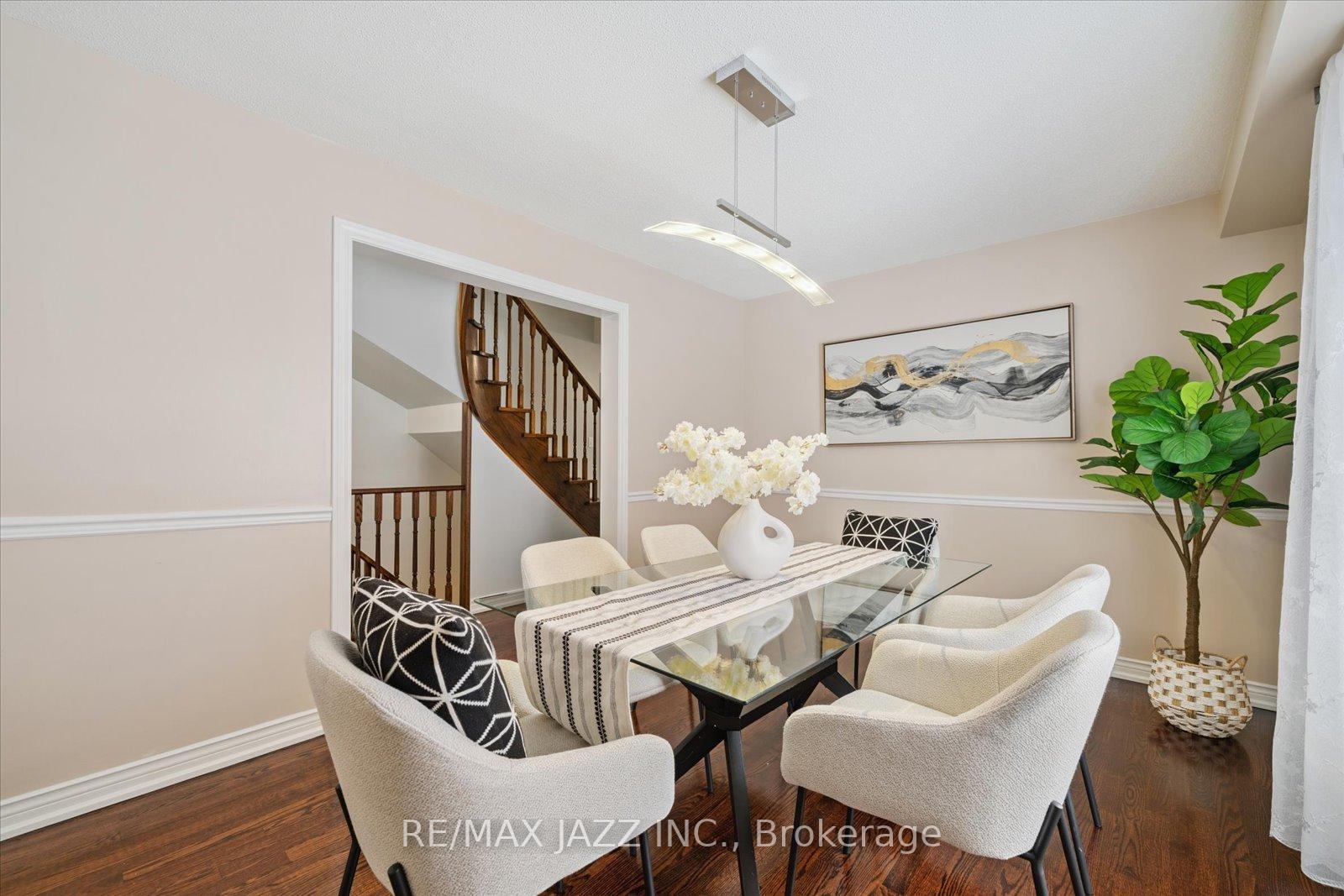 Photo 27 of 102 Harkness Drive, Whitby, Rolling Acres — HOMEH