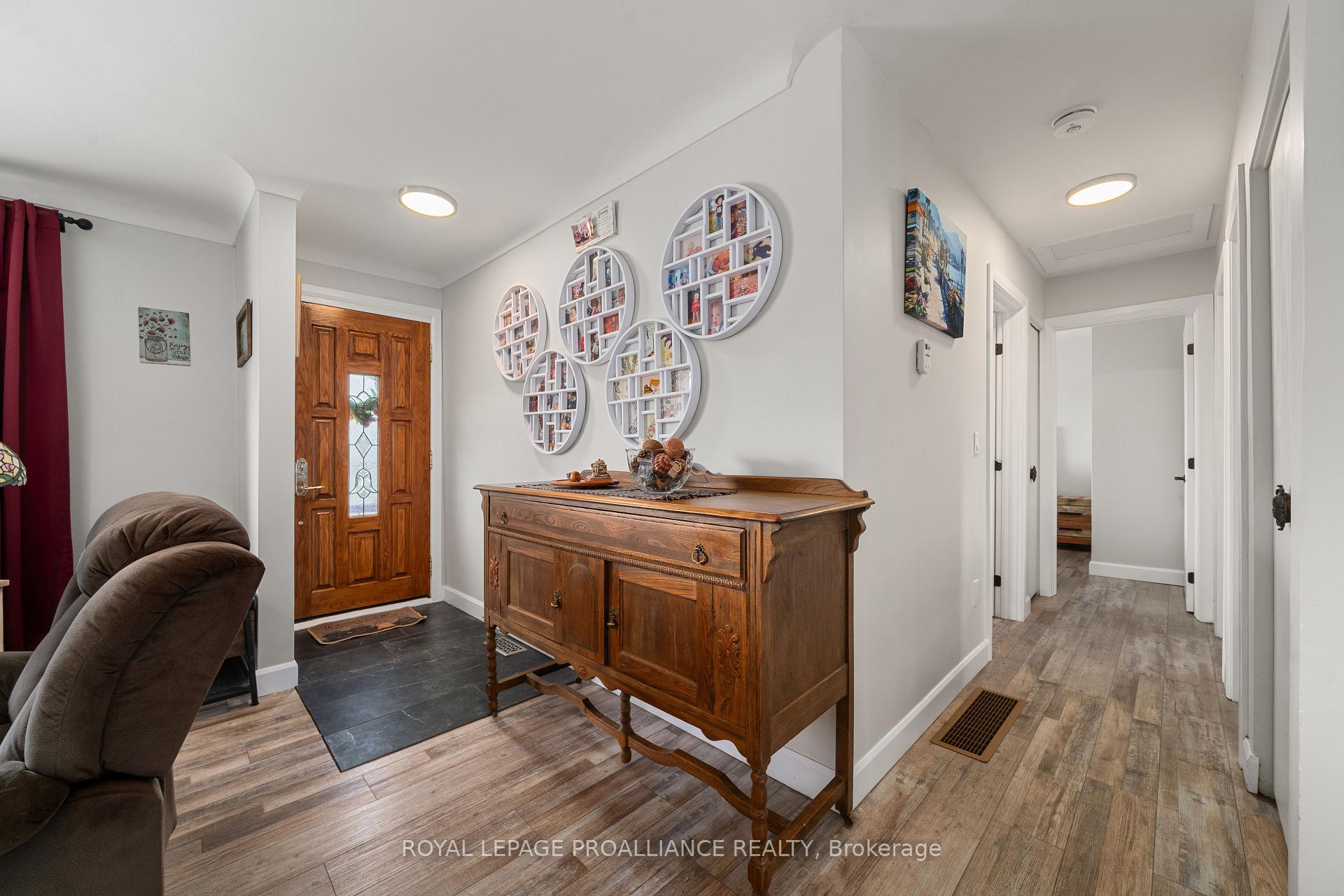 Photo 2 of 54 Weller Avenue, Kingston, Rideau — HOMEH
