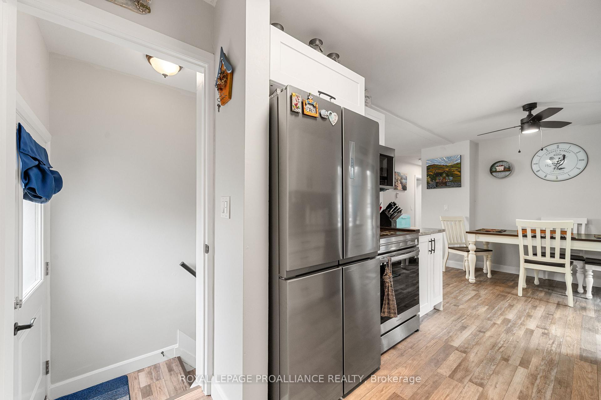 Photo 8 of 54 Weller Avenue, Kingston, Rideau — HOMEH