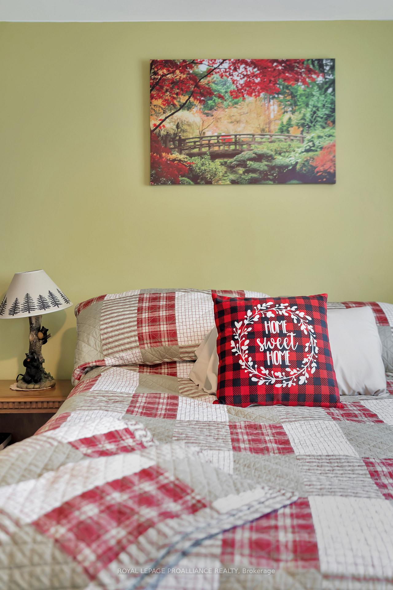 Photo 14 of 54 Weller Avenue, Kingston, Rideau — HOMEH