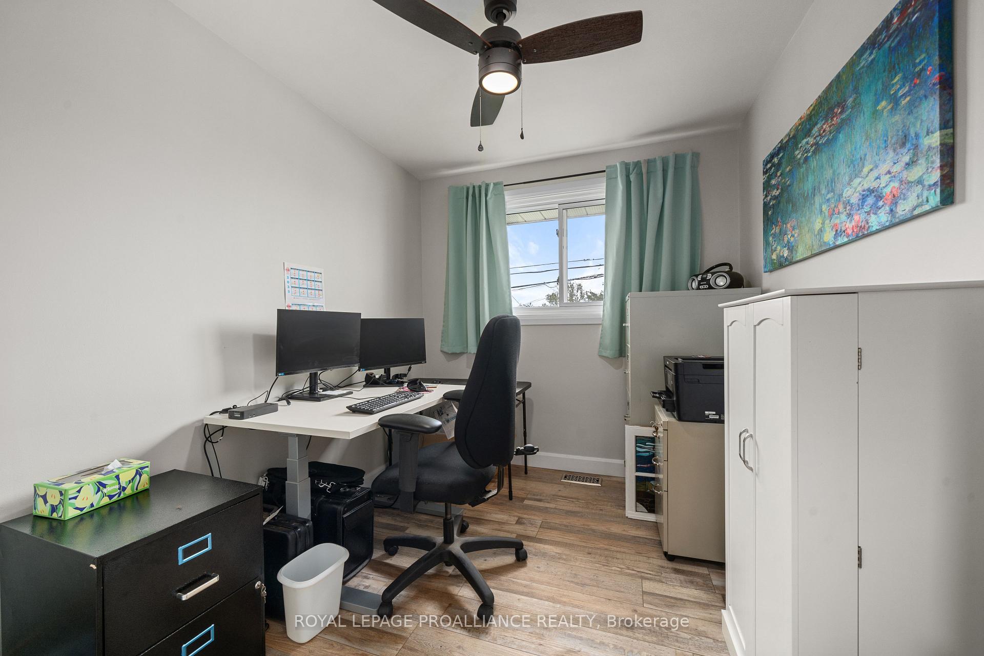Photo 30 of 54 Weller Avenue, Kingston, Rideau — HOMEH
