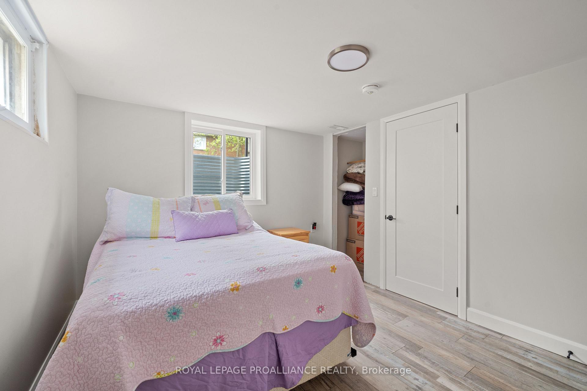 Photo 6 of 54 Weller Avenue, Kingston, Rideau — HOMEH