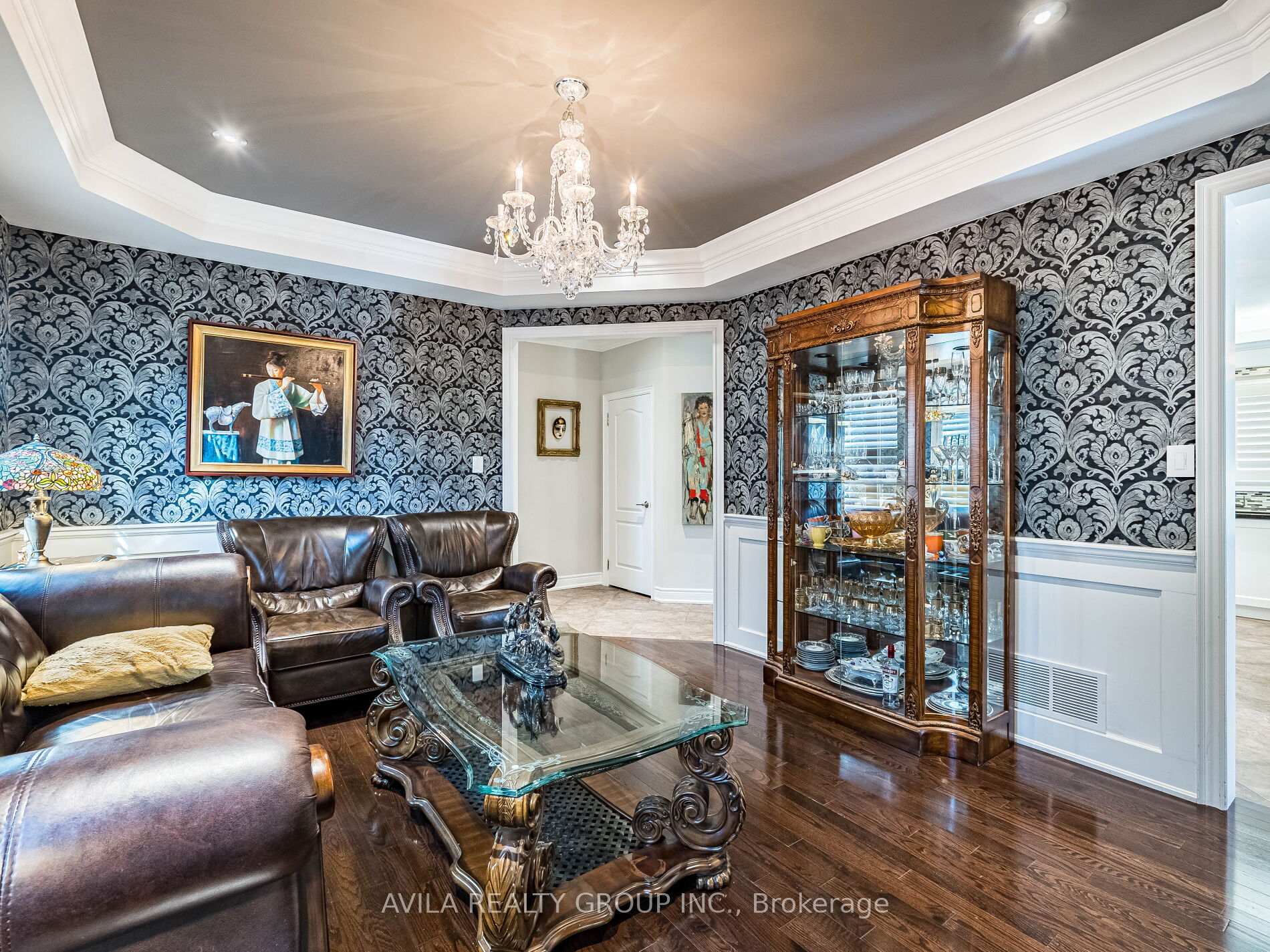 Photo 8 of 35 Noce Way, Vaughan, Vellore Village — HOMEH