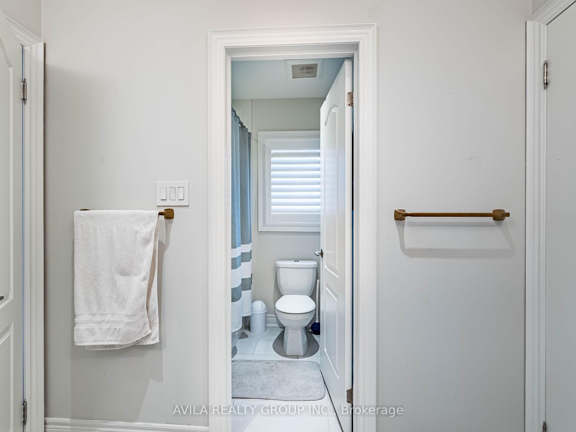 Photo 41 of 35 Noce Way, Vaughan, Vellore Village — HOMEH