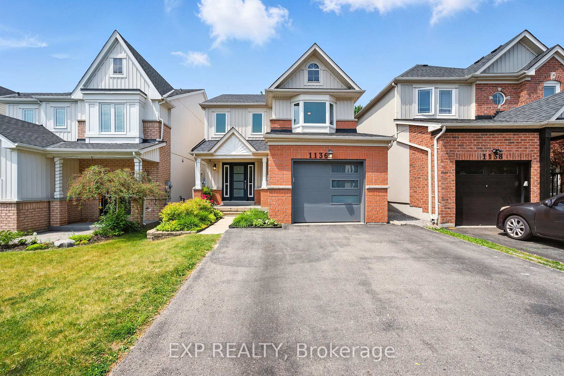 Photo 5 of 1136 Tall Pine Avenue, Oshawa, Pinecrest — HOMEH