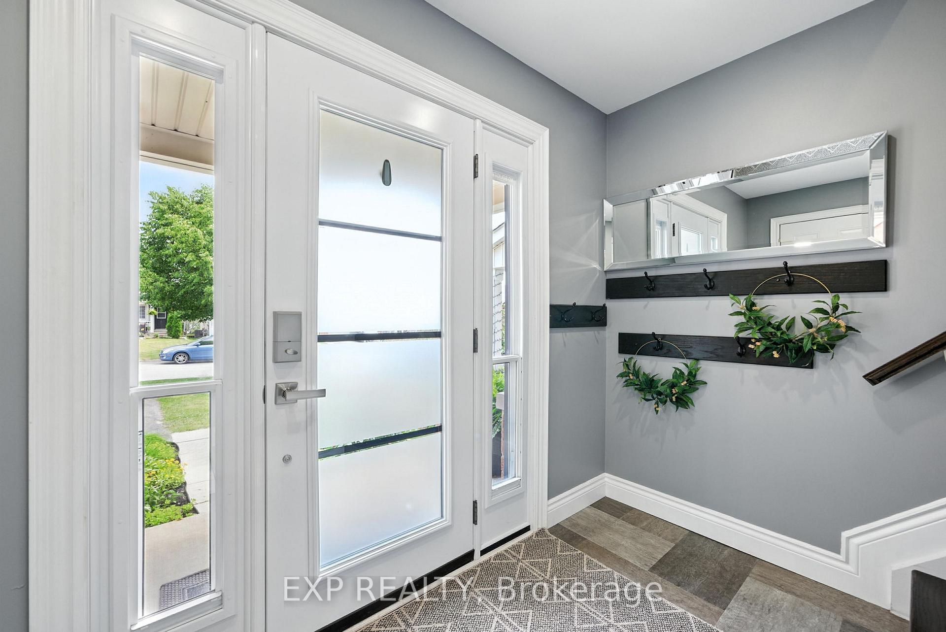 Photo 6 of 1136 Tall Pine Avenue, Oshawa, Pinecrest — HOMEH
