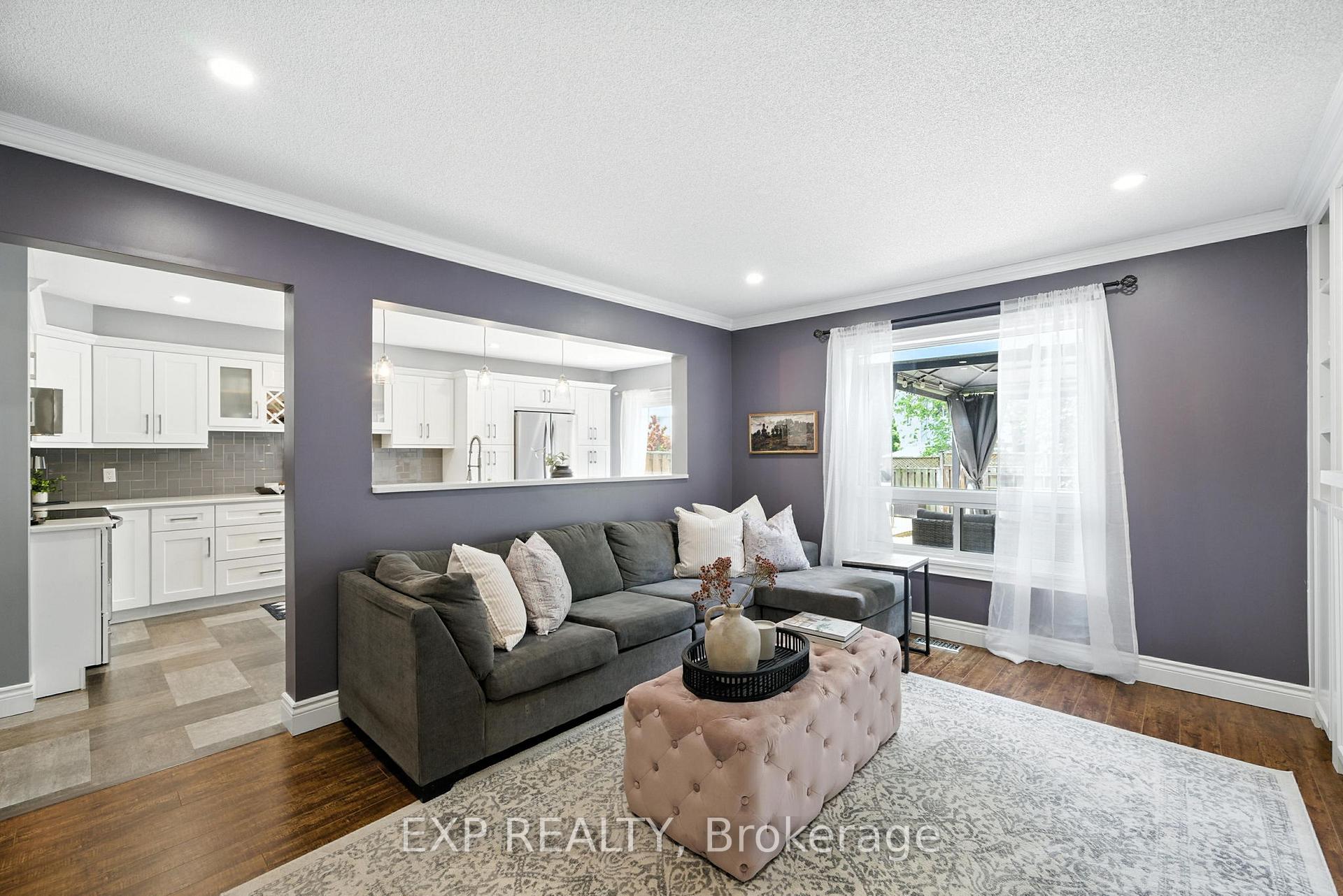 Photo 11 of 1136 Tall Pine Avenue, Oshawa, Pinecrest — HOMEH
