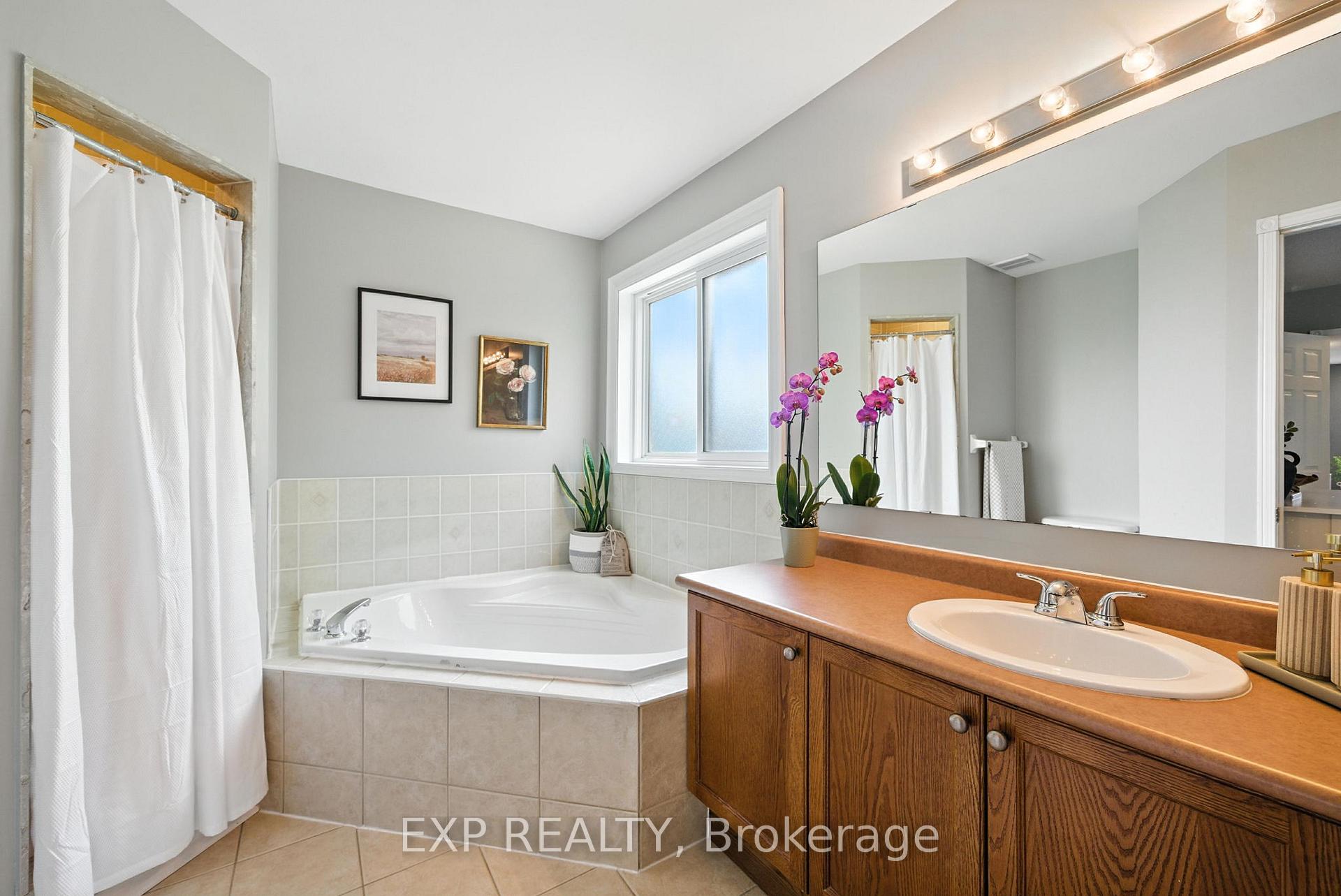 Photo 19 of 1136 Tall Pine Avenue, Oshawa, Pinecrest — HOMEH