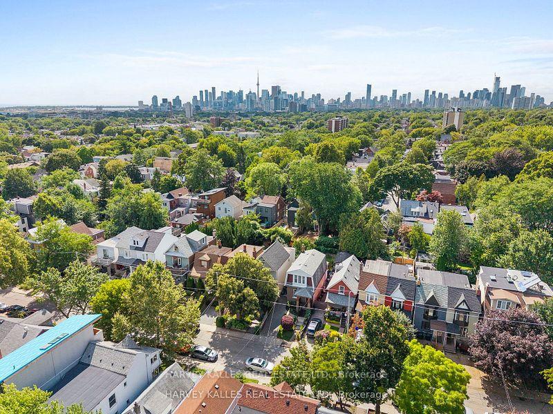 Photo 20 of 22 Seymour Avenue, Toronto, Blake-Jones — HOMEH