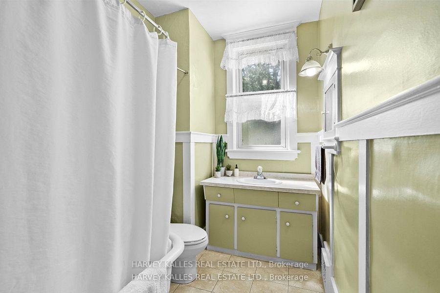 Photo 18 of 22 Seymour Avenue, Toronto, Blake-Jones — HOMEH