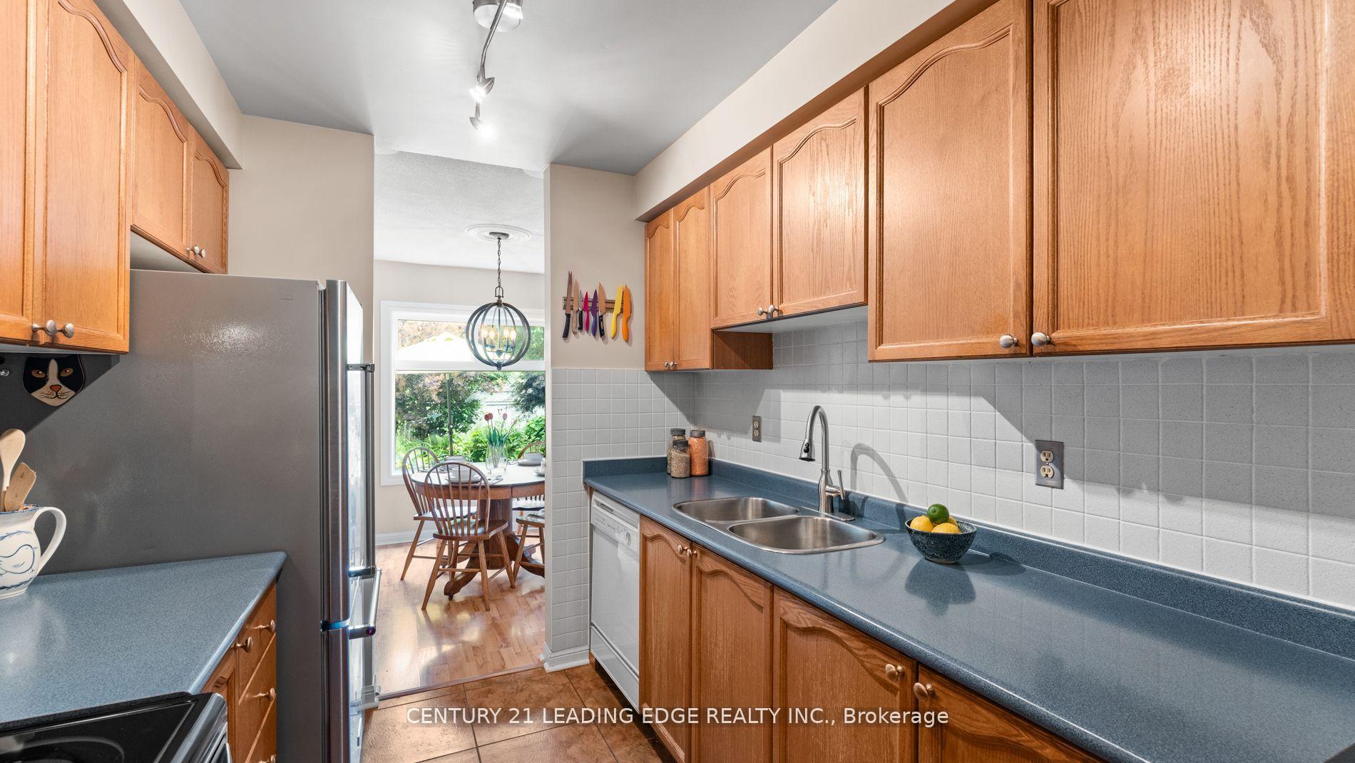Photo 10 of 70 Shady Lane Crescent, Clarington, Bowmanville — HOMEH