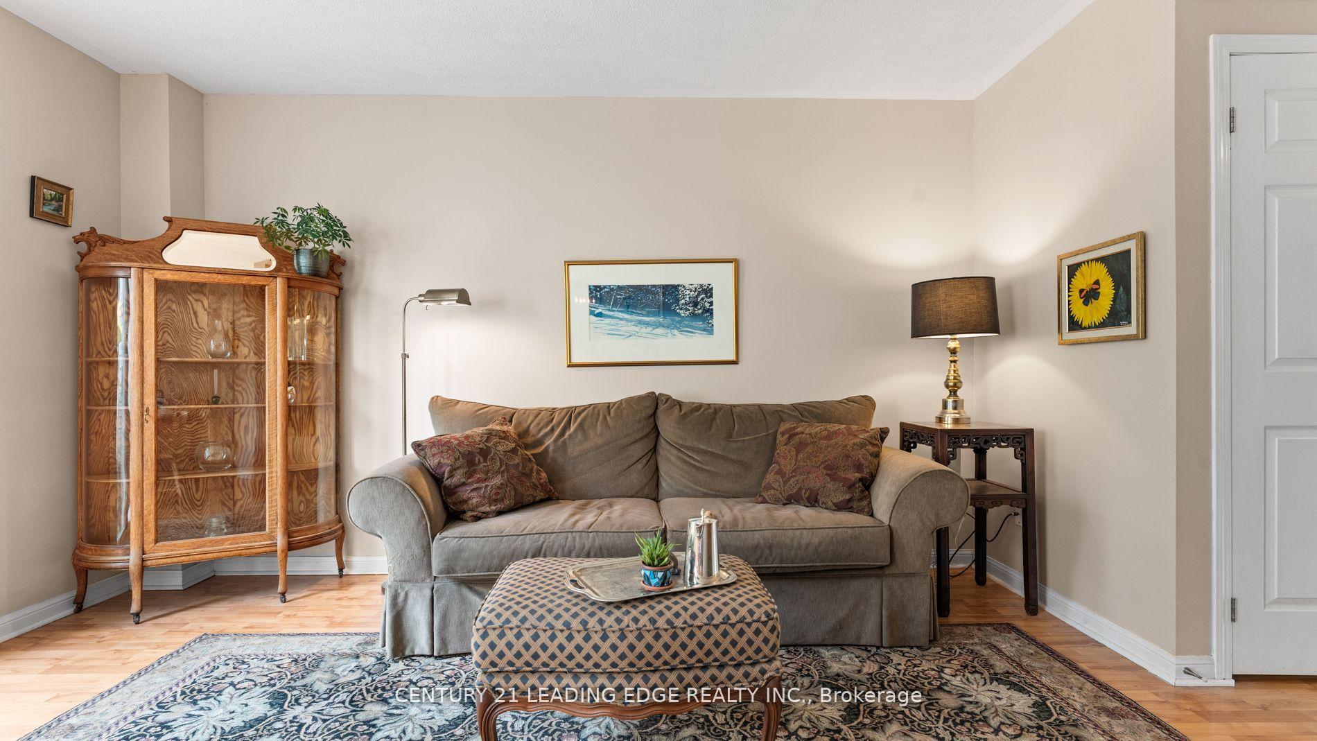 Photo 13 of 70 Shady Lane Crescent, Clarington, Bowmanville — HOMEH