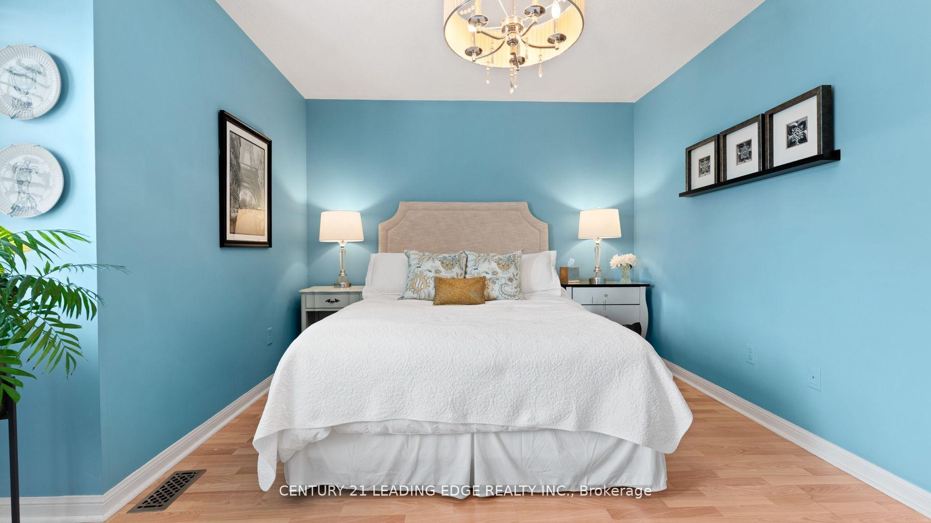 Photo 14 of 70 Shady Lane Crescent, Clarington, Bowmanville — HOMEH