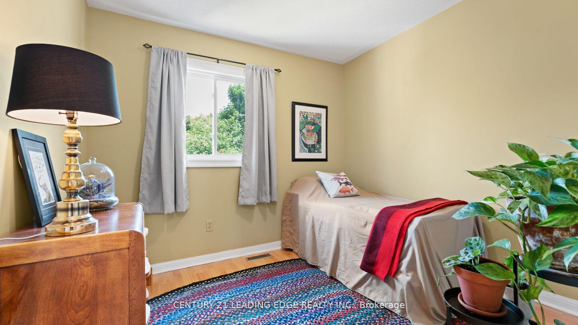Photo 37 of 70 Shady Lane Crescent, Clarington, Bowmanville — HOMEH