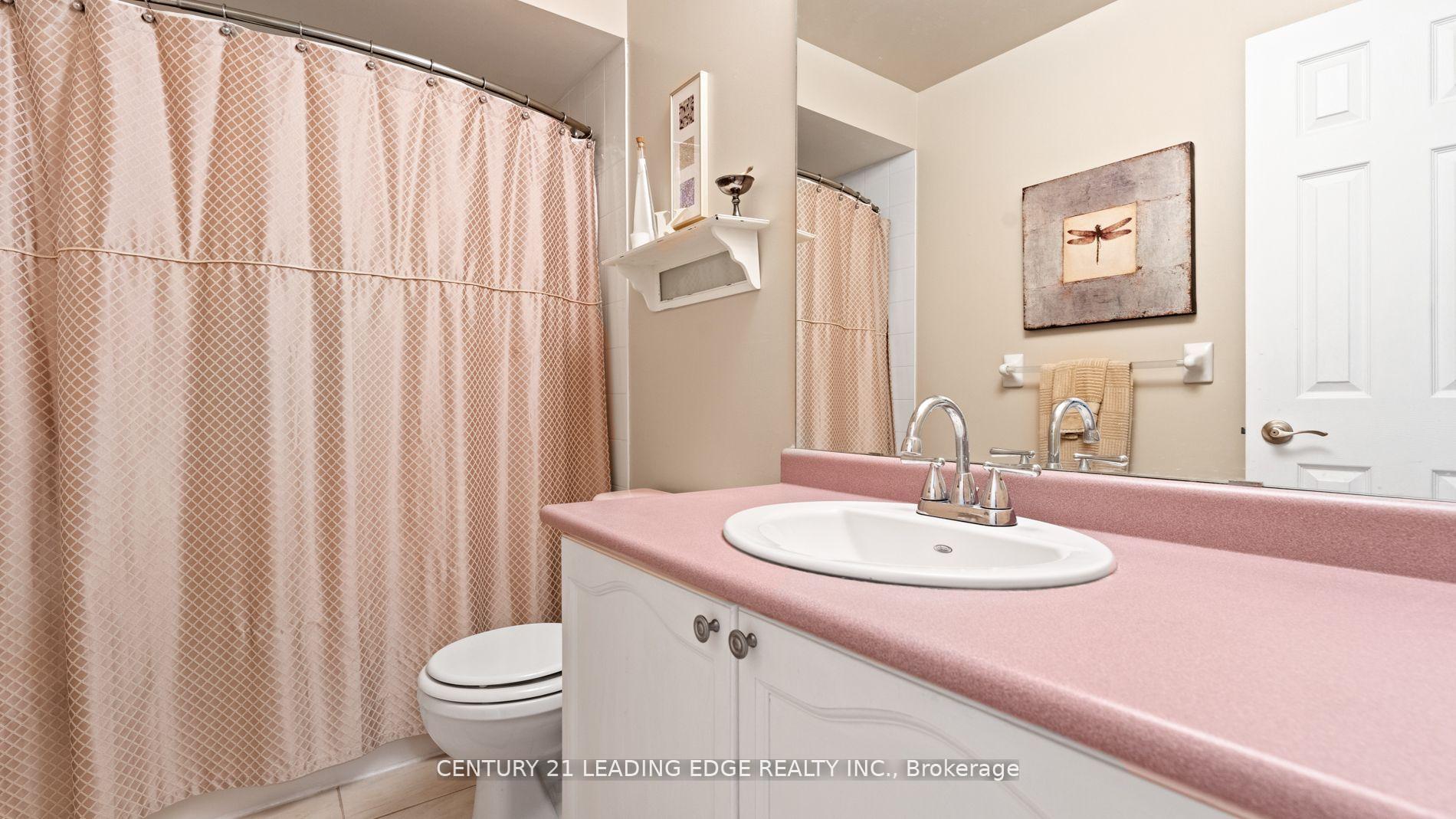 Photo 42 of 70 Shady Lane Crescent, Clarington, Bowmanville — HOMEH