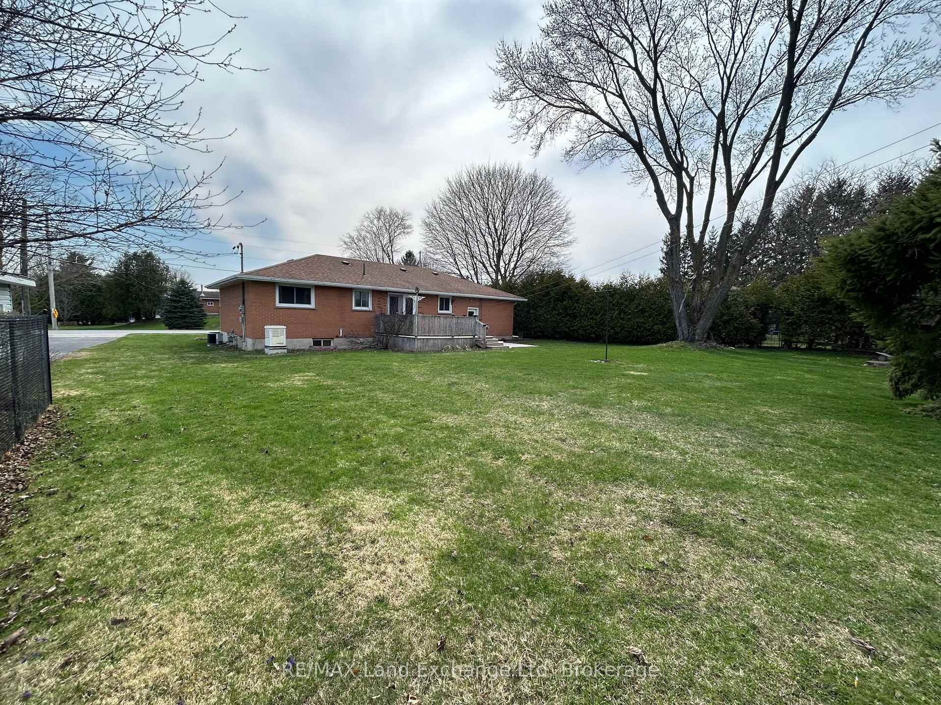Photo 3 of 81 Queen Street, Morris Turnberry, Bluevale — HOMEH
