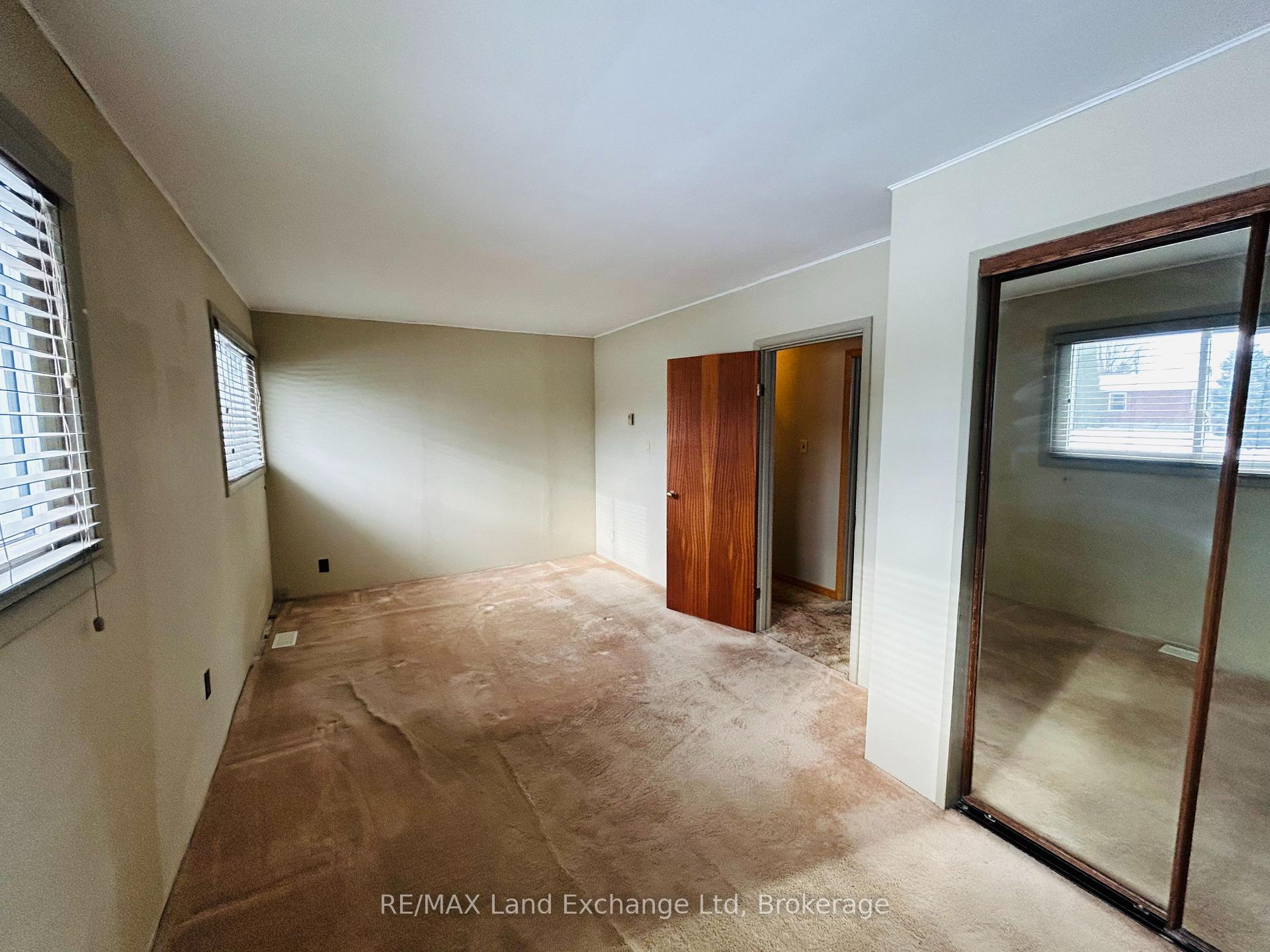 Photo 9 of 81 Queen Street, Morris Turnberry, Bluevale — HOMEH