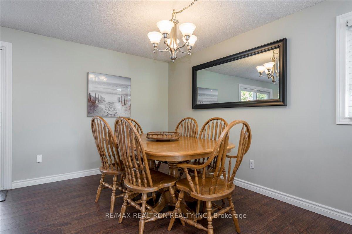 Photo 25 of 196 Edgehill Drive, Barrie, Edgehill Drive — HOMEH