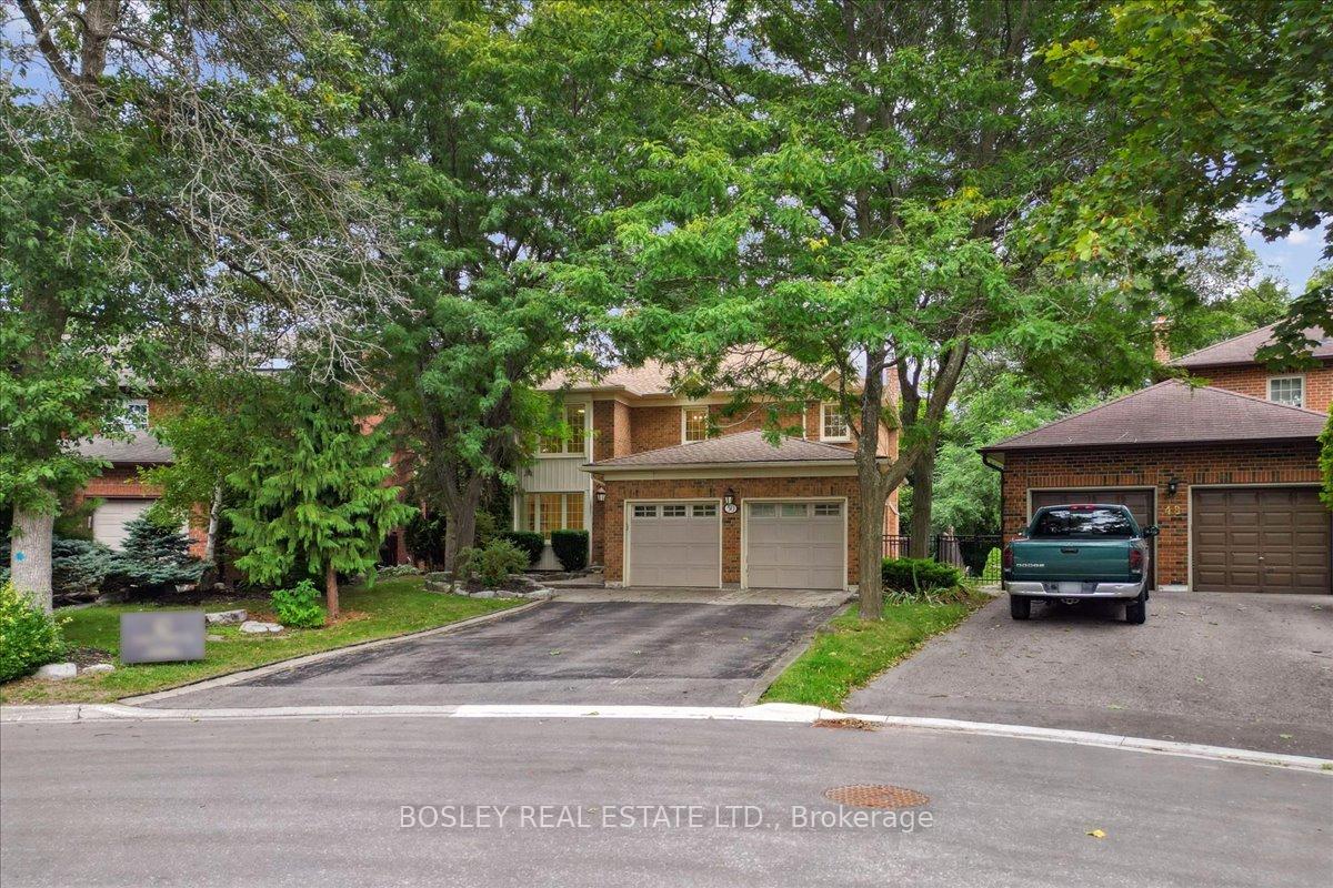 Photo 11 of 50 Simmons Crescent, Aurora, Aurora Highlands — HOMEH