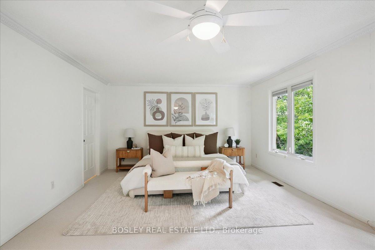 Photo 15 of 50 Simmons Crescent, Aurora, Aurora Highlands — HOMEH
