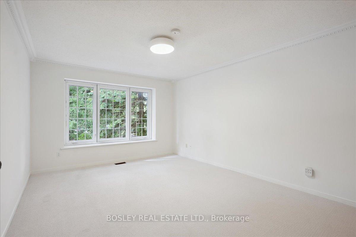 Photo 29 of 50 Simmons Crescent, Aurora, Aurora Highlands — HOMEH