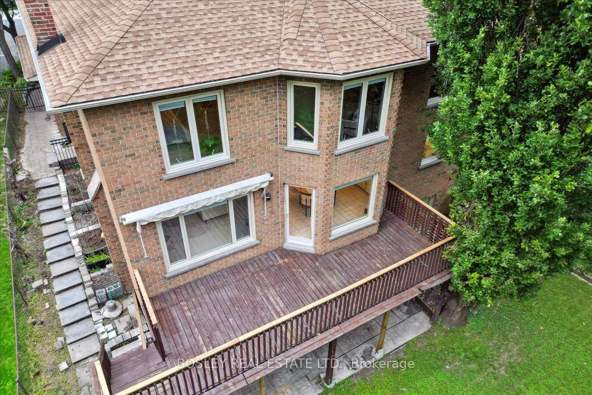 Photo 41 of 50 Simmons Crescent, Aurora, Aurora Highlands — HOMEH