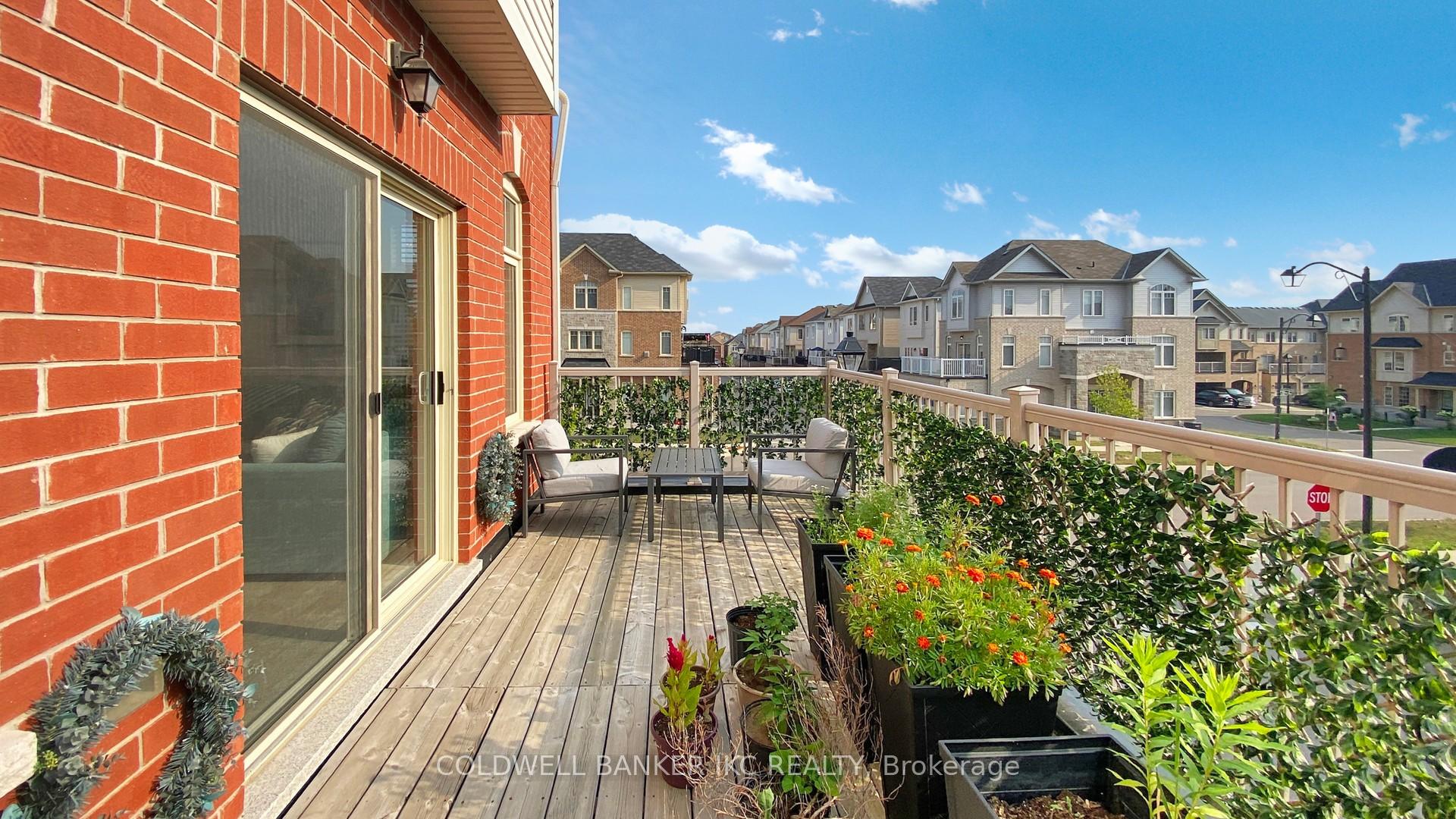 Photo 37 of 826 Audley RD N, Ajax, Central East — HOMEH