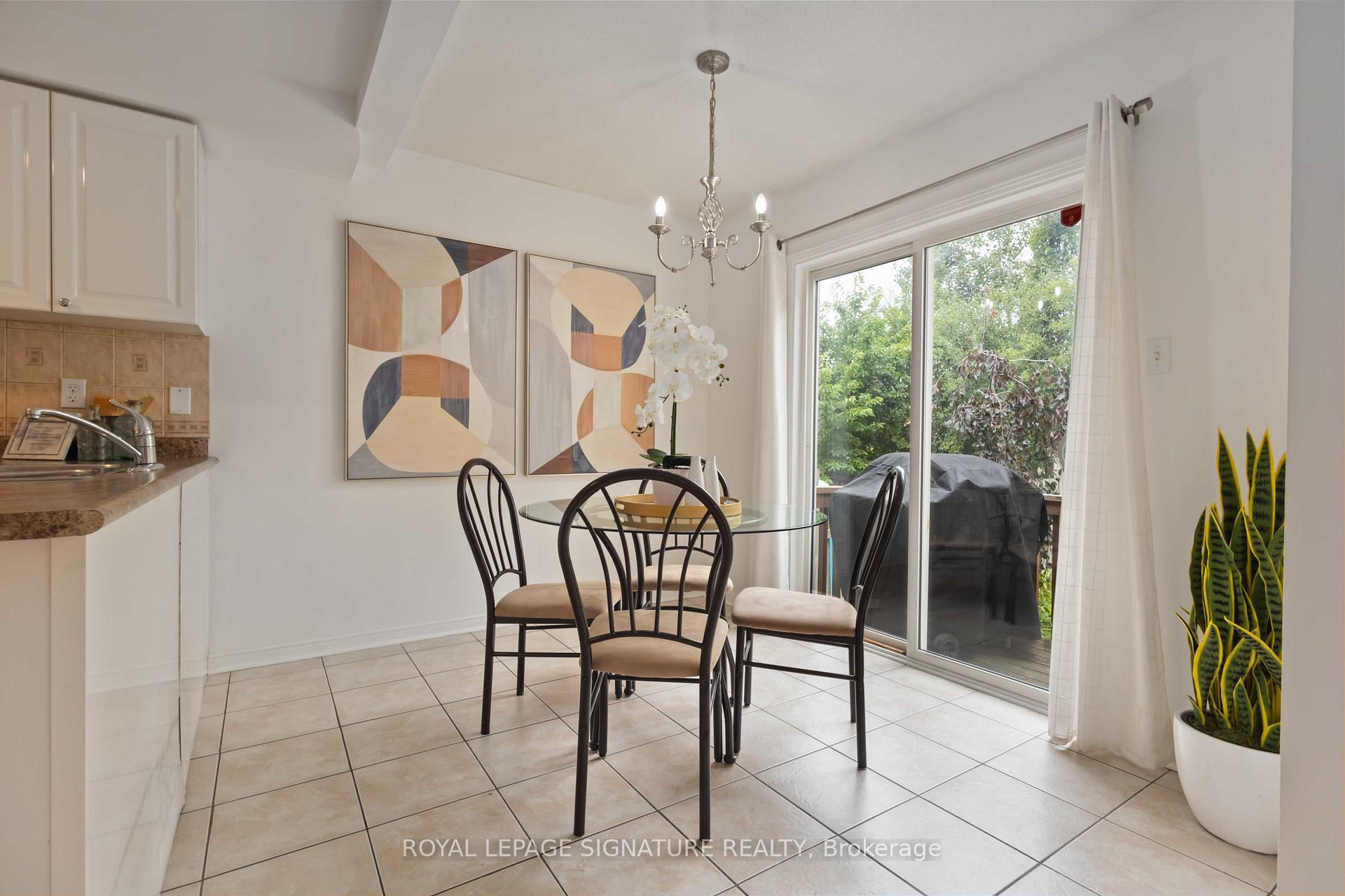 Photo 15 of 145 Bourbon Place, Whitby, Pringle Creek — HOMEH