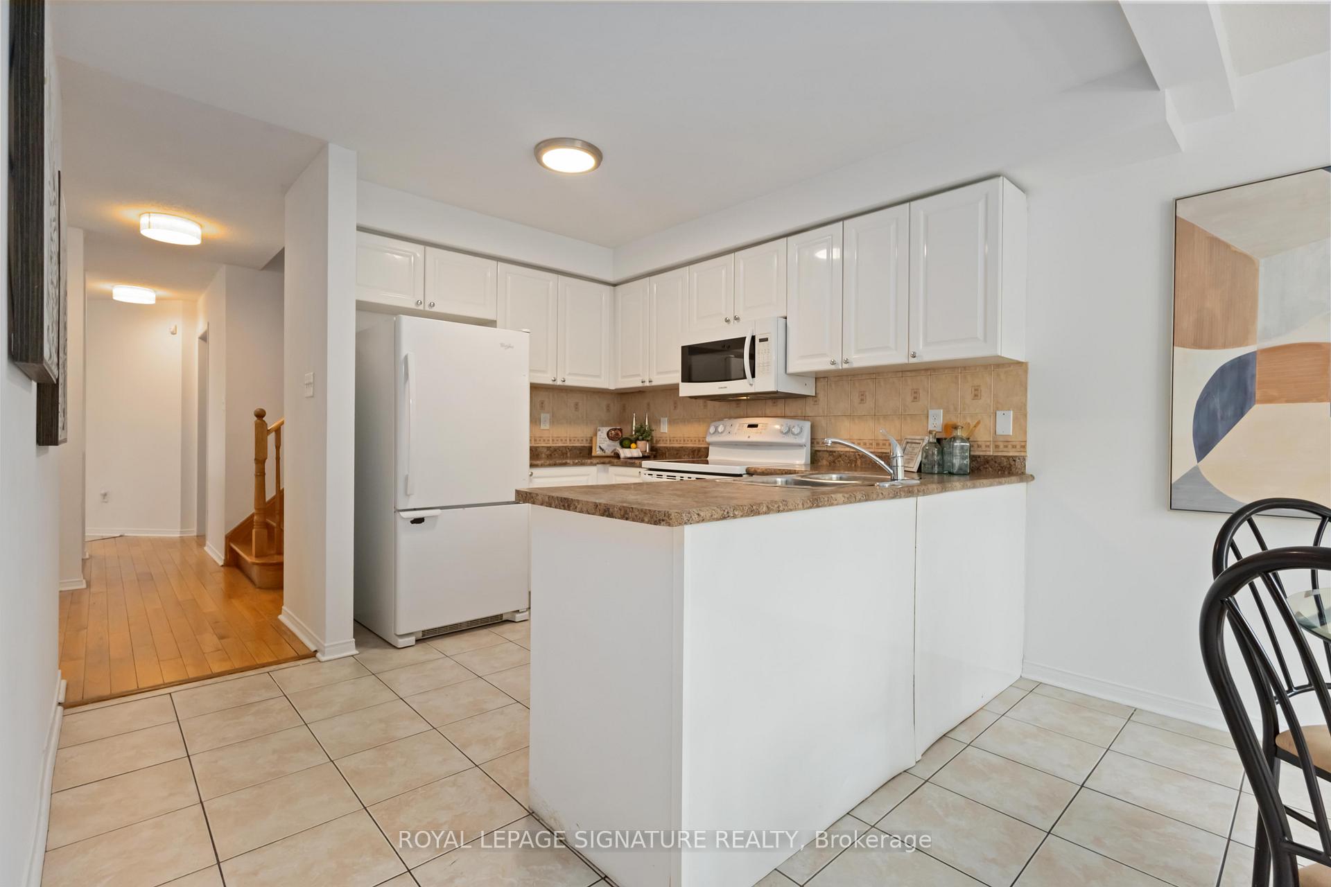 Photo 10 of 145 Bourbon Place, Whitby, Pringle Creek — HOMEH