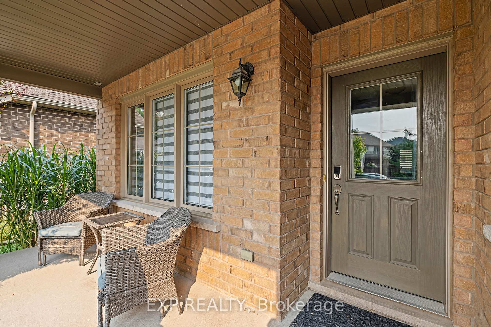 Photo 3 of 6540 Richard Crescent, Niagara Falls, Forestview — HOMEH
