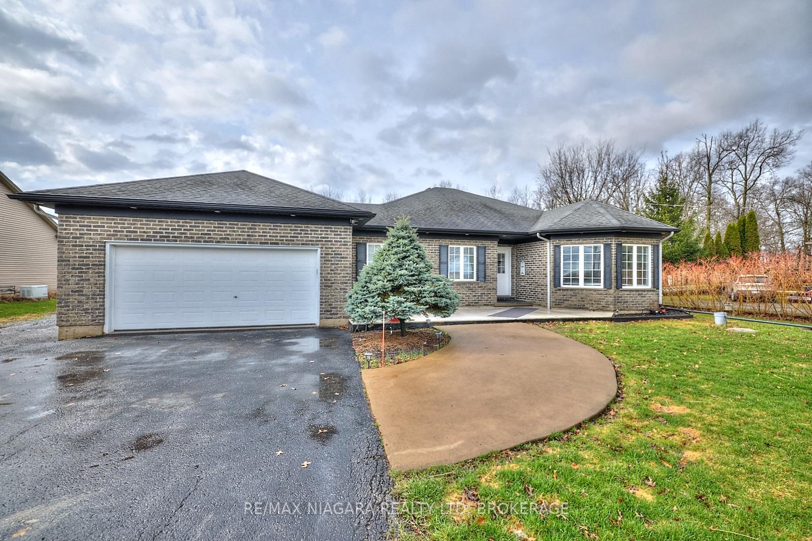 Photo 21 of 637 Carl Road, Welland, Cooks Mills — HOMEH