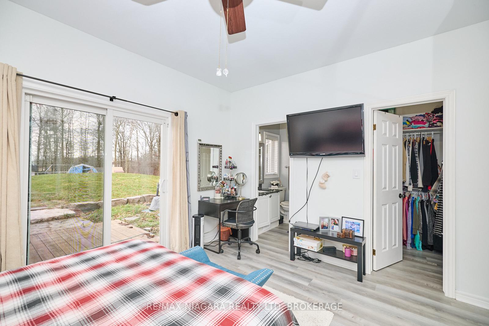 Photo 30 of 637 Carl Road, Welland, Cooks Mills — HOMEH
