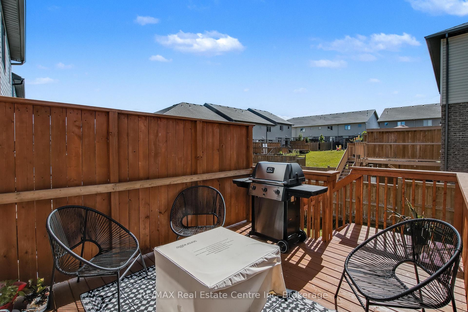 Photo 26 of 14 Kay Crescent, Guelph, Pineridge/Westminster Woods — HOMEH