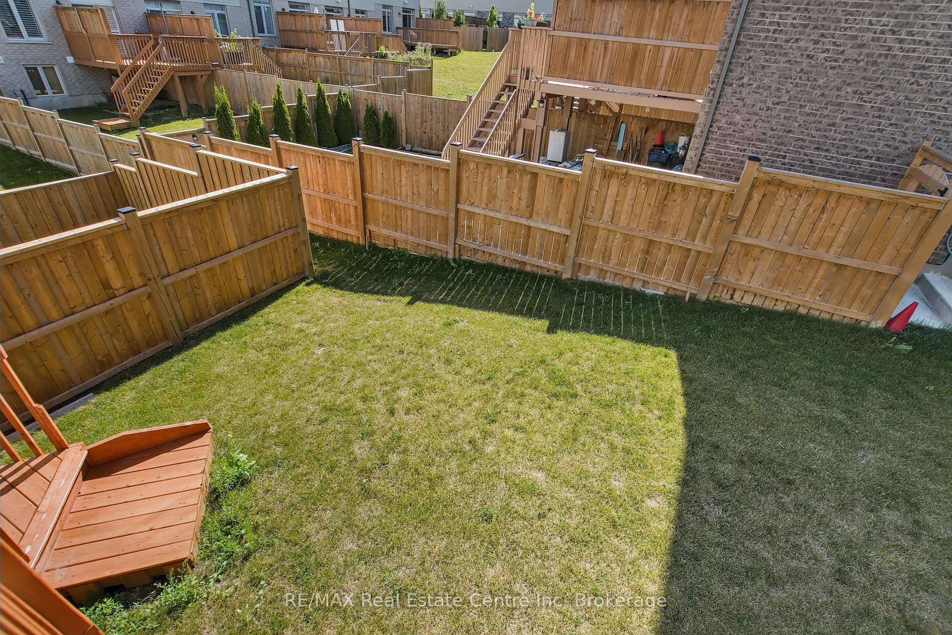 Photo 28 of 14 Kay Crescent, Guelph, Pineridge/Westminster Woods — HOMEH