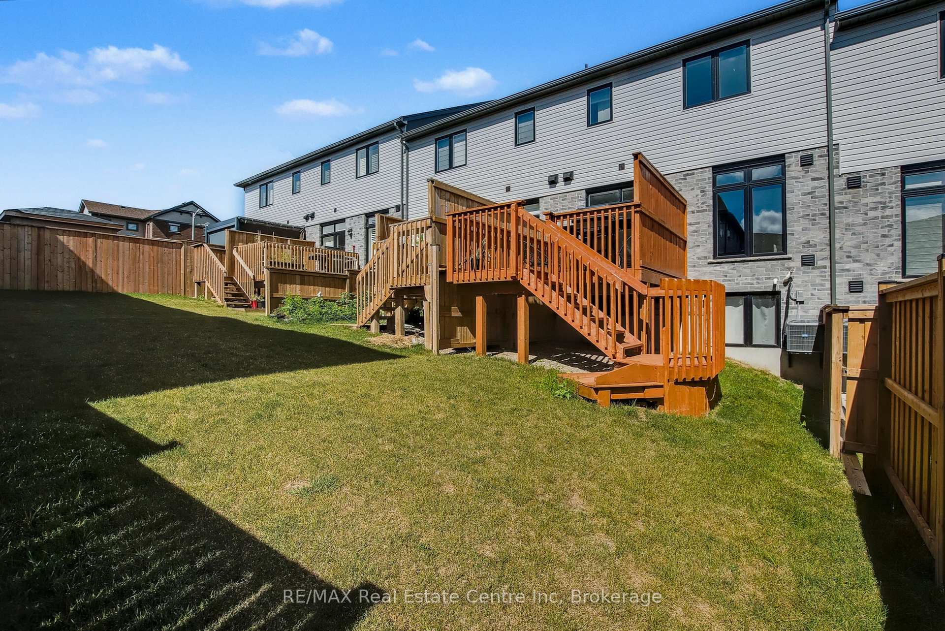 Photo 30 of 14 Kay Crescent, Guelph, Pineridge/Westminster Woods — HOMEH