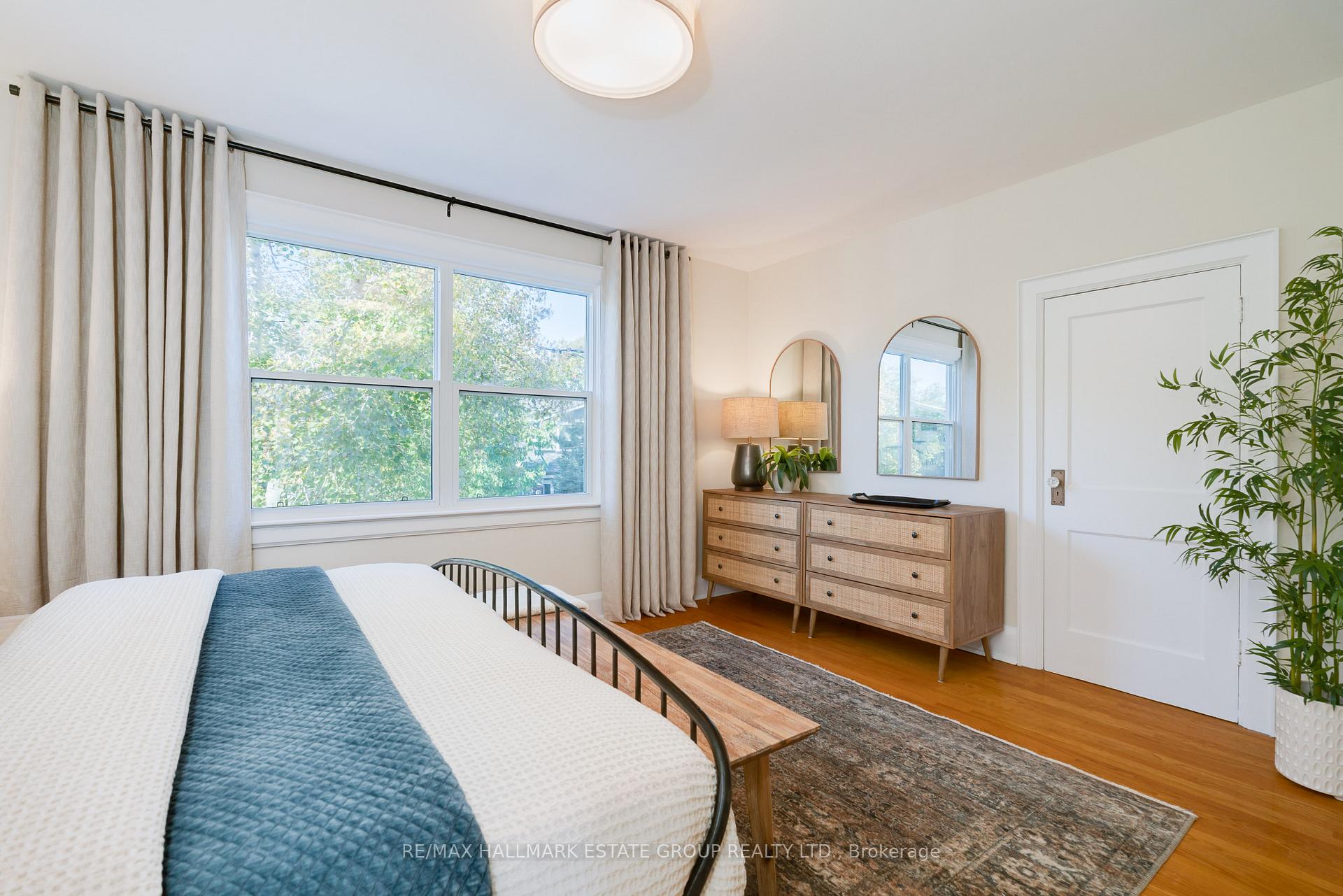 Photo 14 of 61 Springdale Boulevard, Toronto, Danforth Village-East York — HOMEH