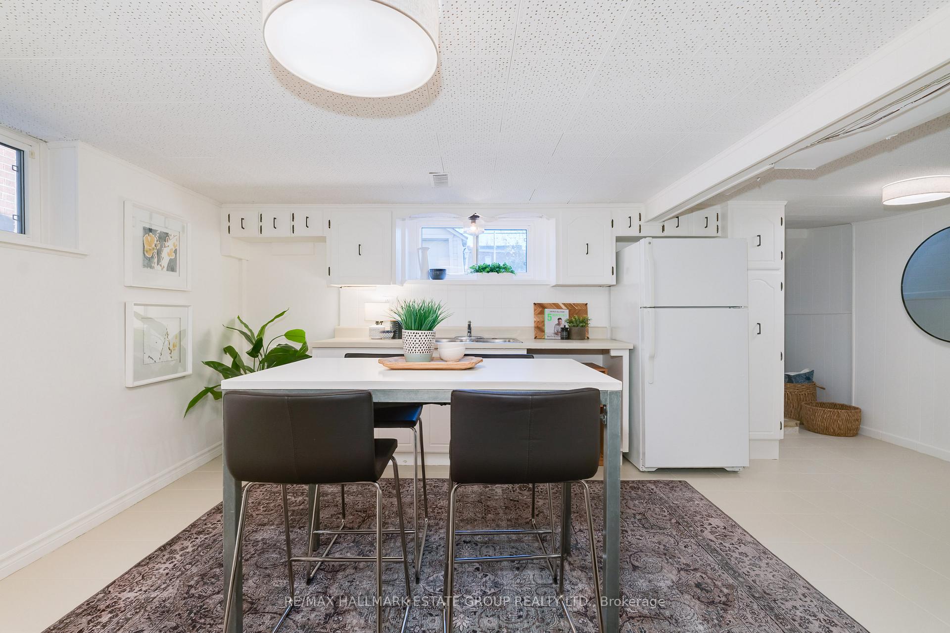 Photo 22 of 61 Springdale Boulevard, Toronto, Danforth Village-East York — HOMEH