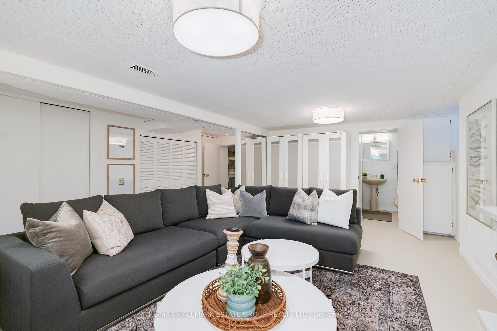 Photo 23 of 61 Springdale Boulevard, Toronto, Danforth Village-East York — HOMEH
