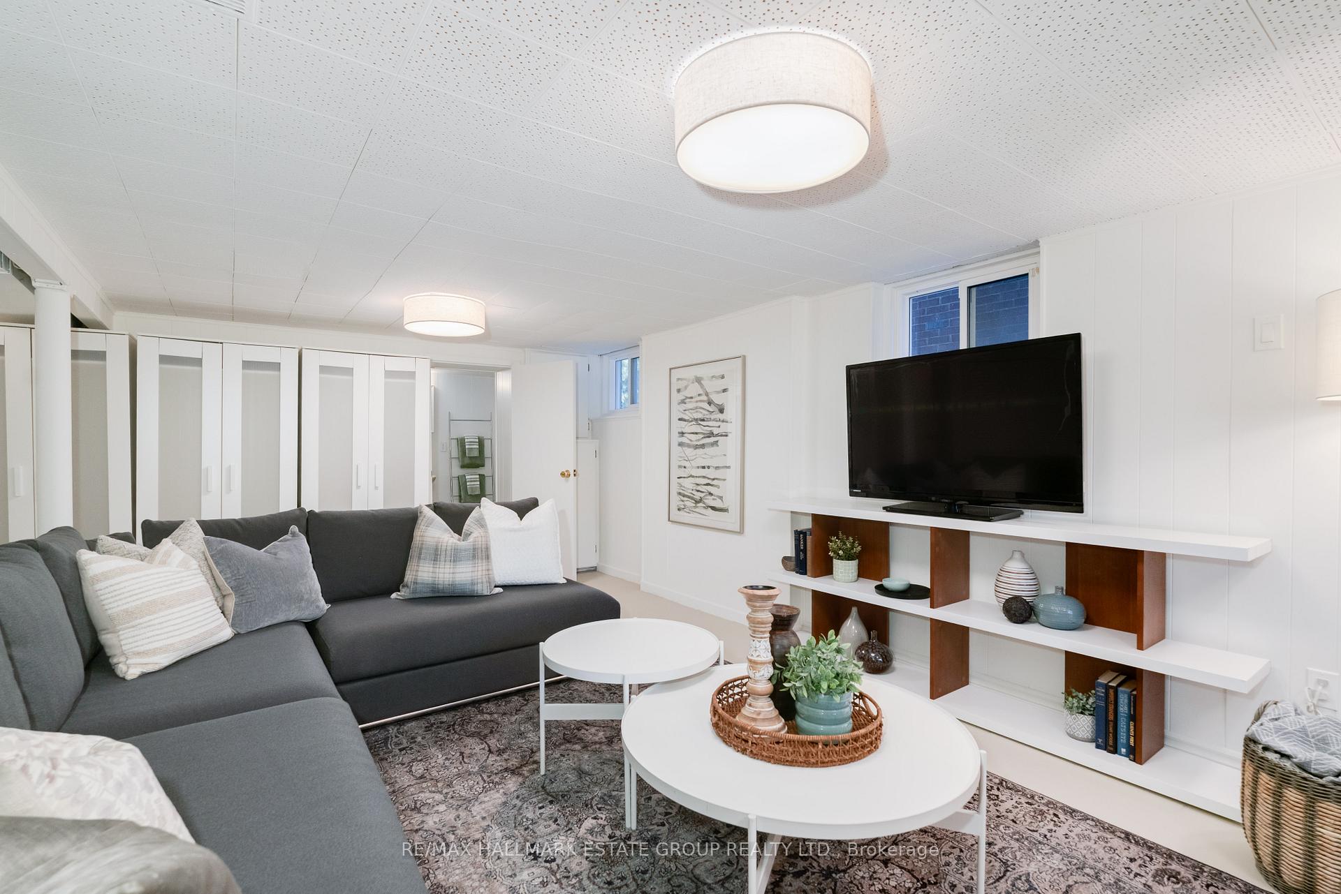 Photo 26 of 61 Springdale Boulevard, Toronto, Danforth Village-East York — HOMEH