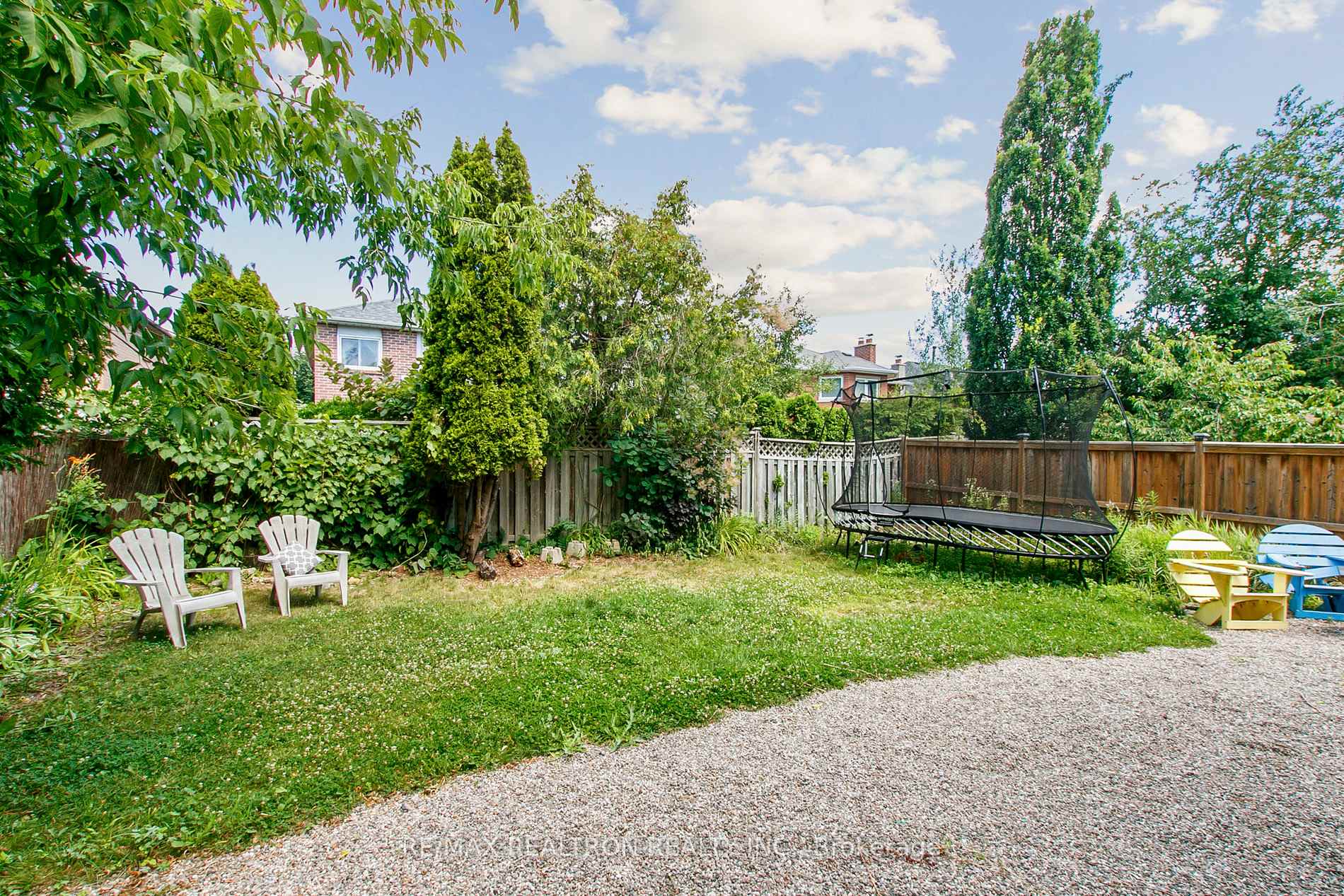 Photo 20 of 582 Strouds Lane, Pickering, Amberlea — HOMEH