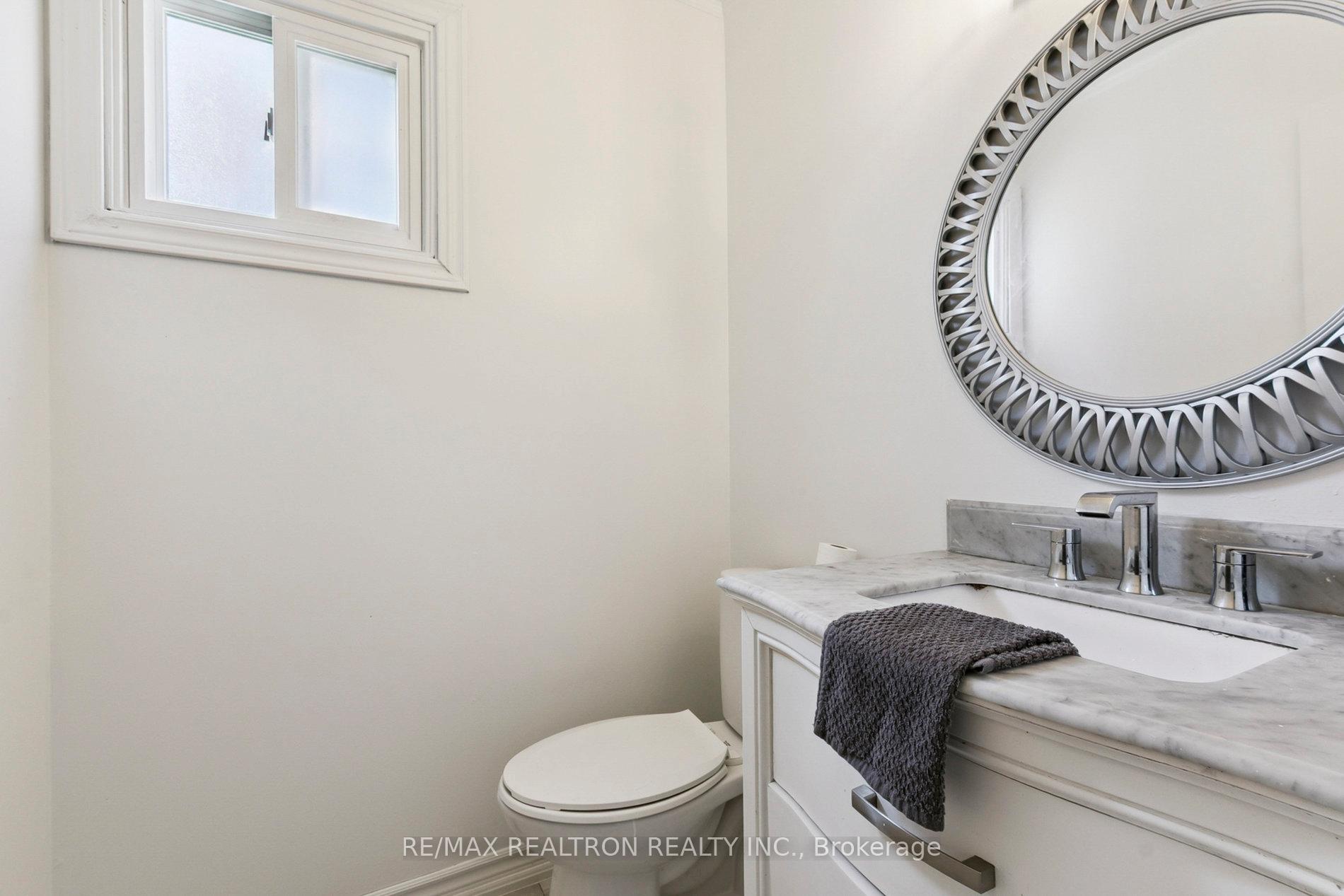 Photo 34 of 582 Strouds Lane, Pickering, Amberlea — HOMEH