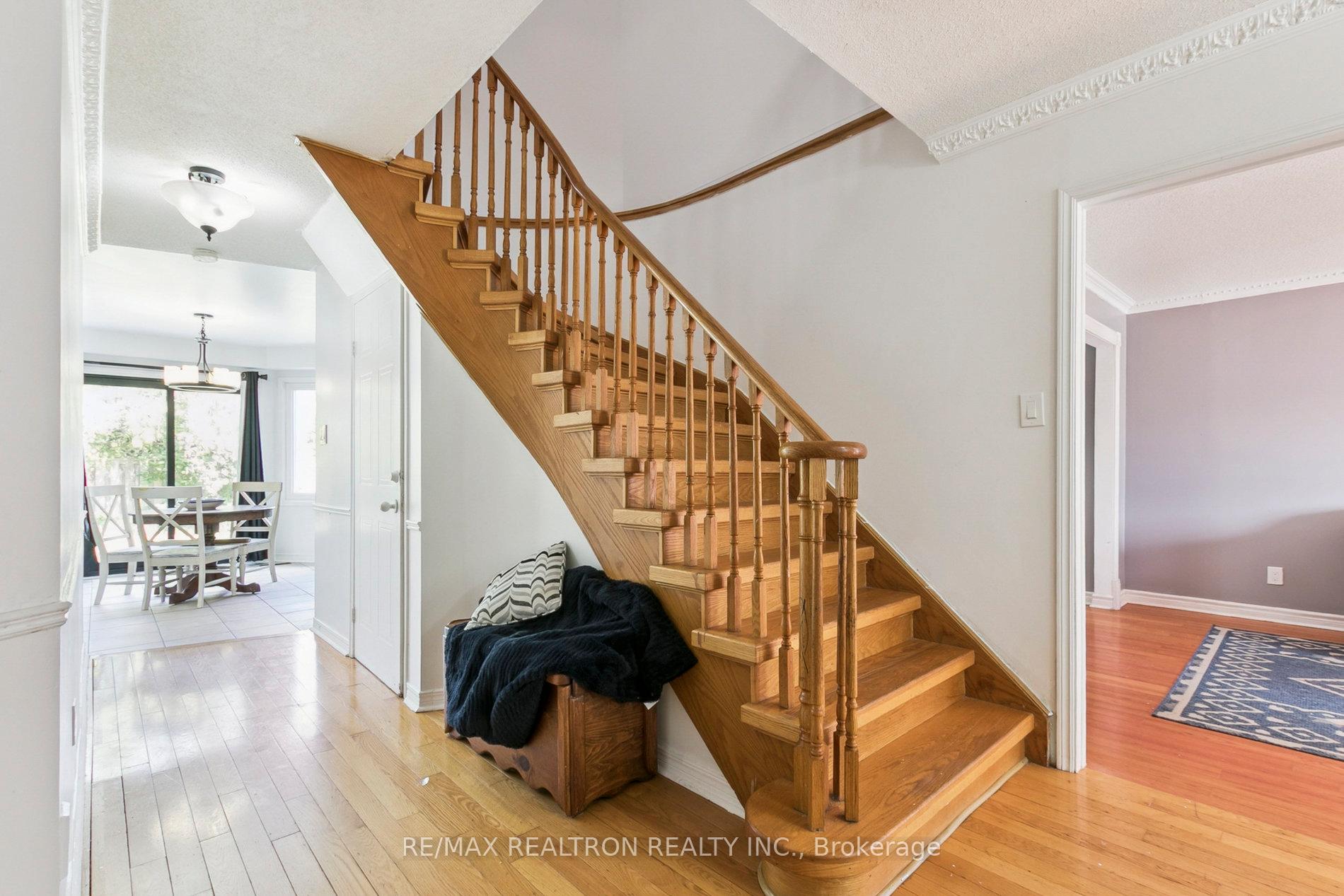 Photo 33 of 582 Strouds Lane, Pickering, Amberlea — HOMEH