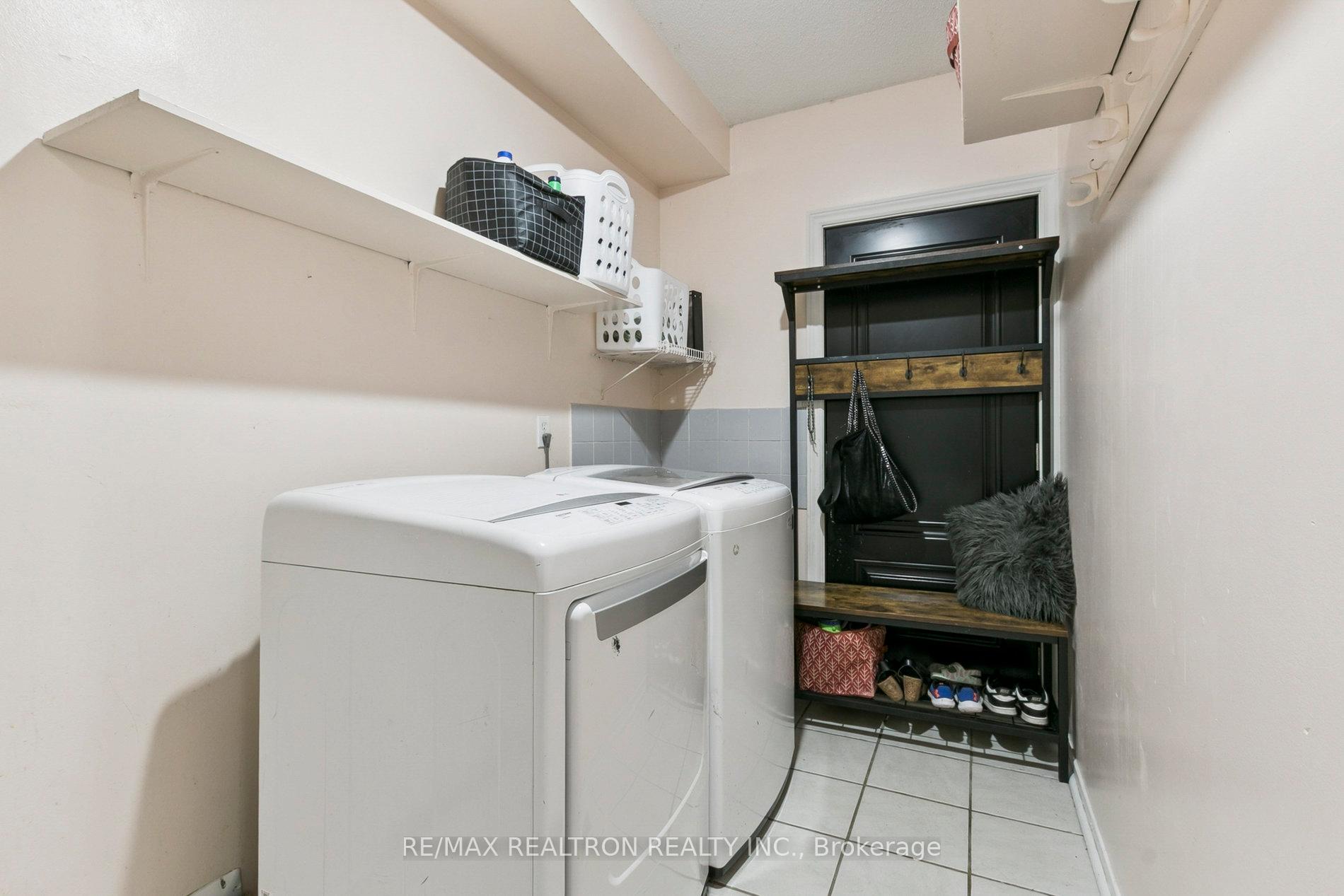 Photo 35 of 582 Strouds Lane, Pickering, Amberlea — HOMEH